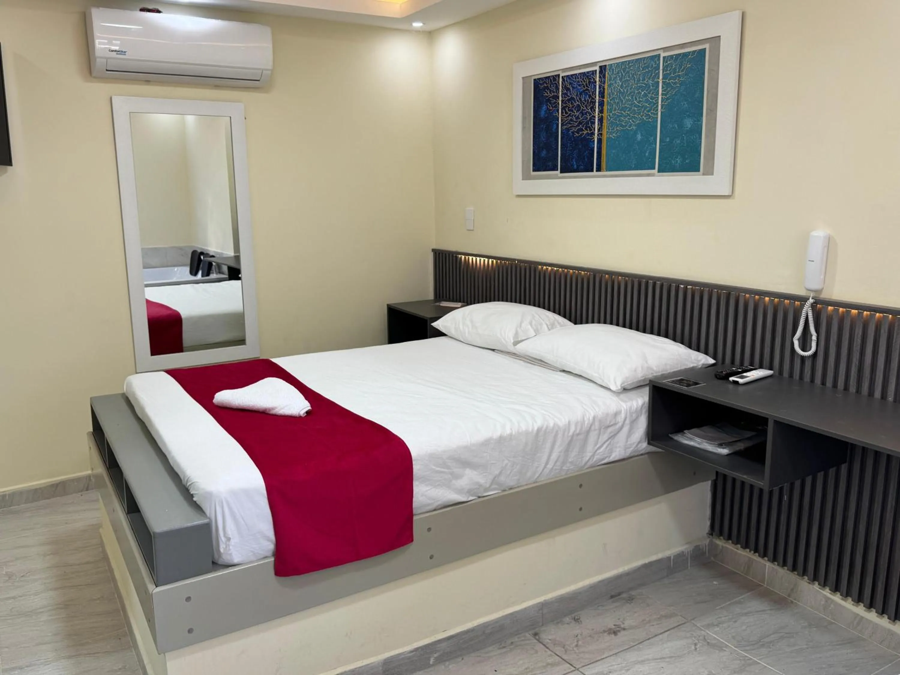 Bed in Hotel Magistral Suiter