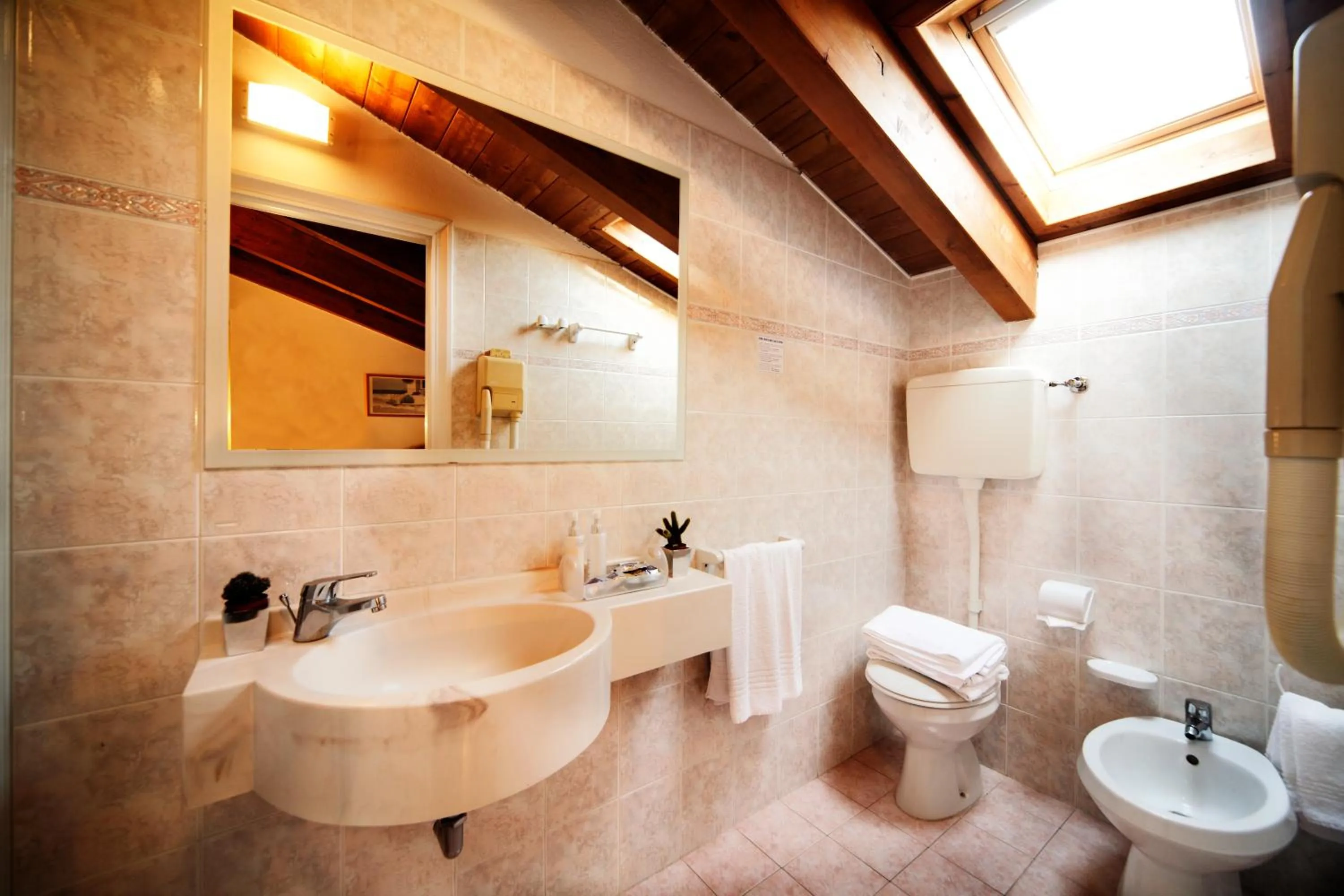 Shower in Hotel Stella D'Oro