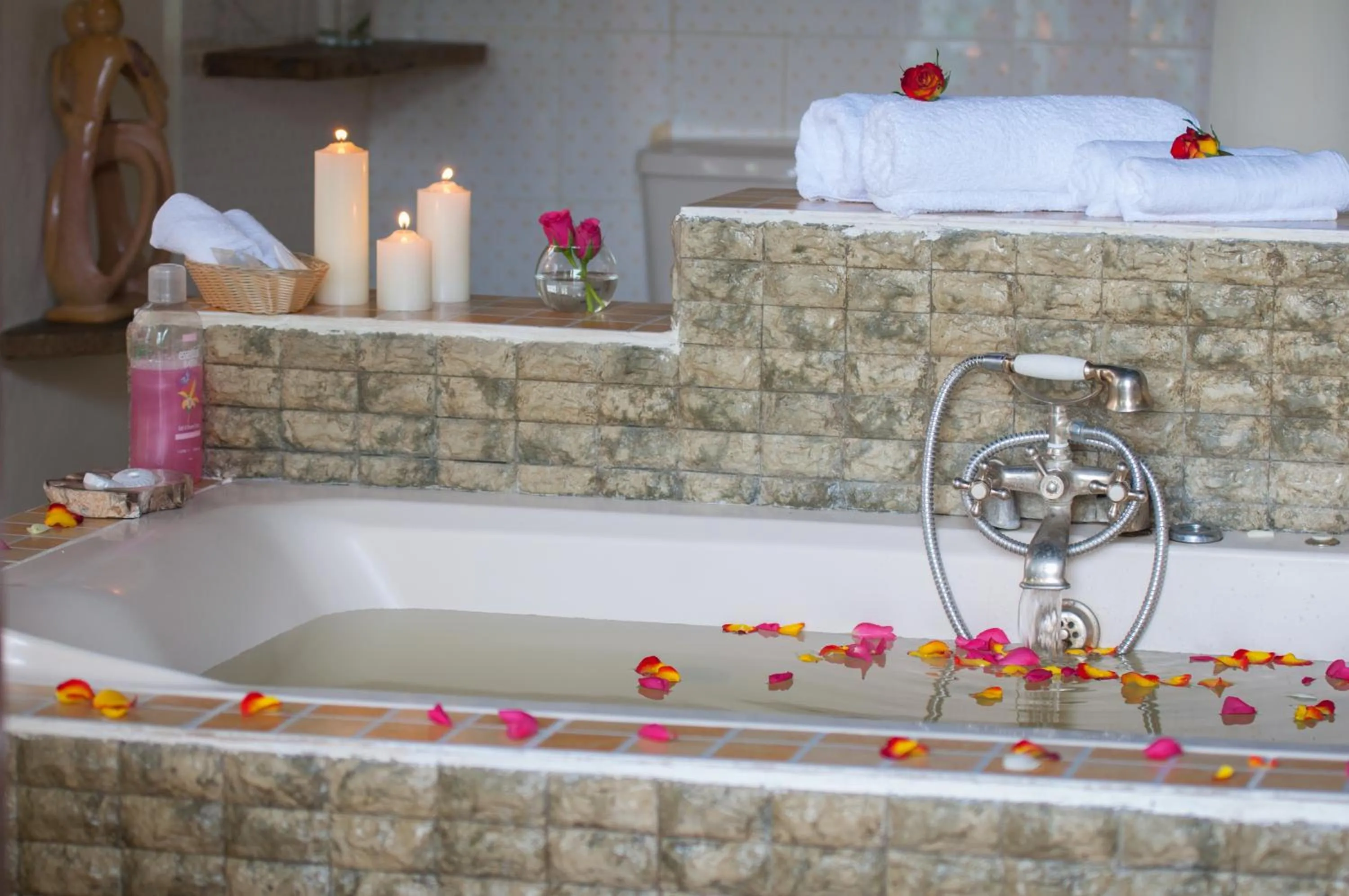 Bathroom in Crater Lake Tented Camp And Game Sanctuary