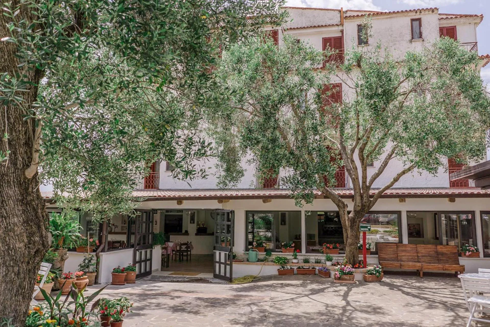 Patio in Hotel Santa Rosalia