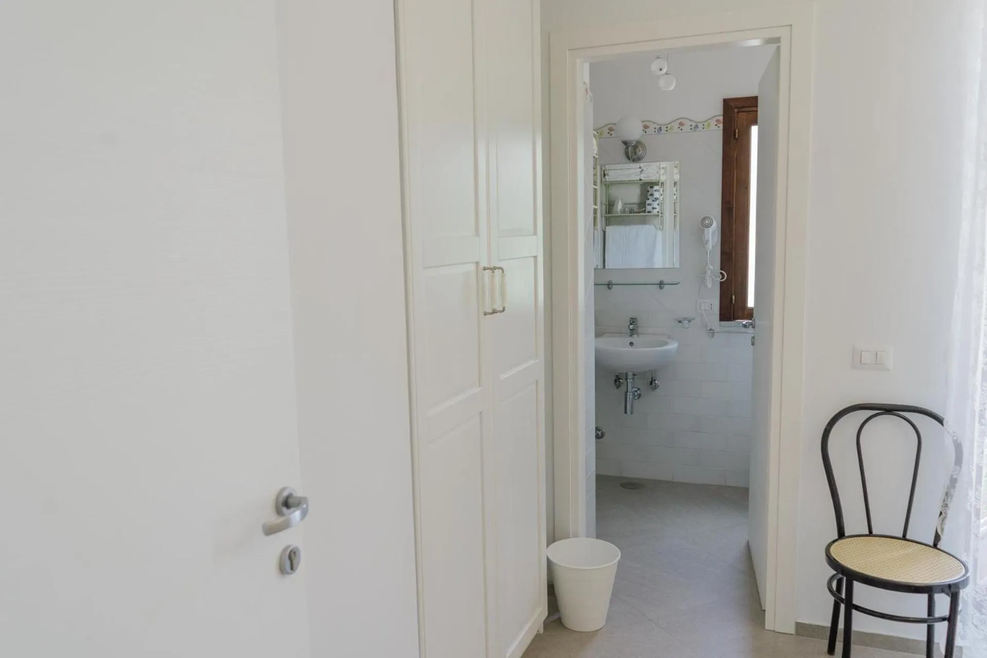 Shower in Hotel Santa Rosalia