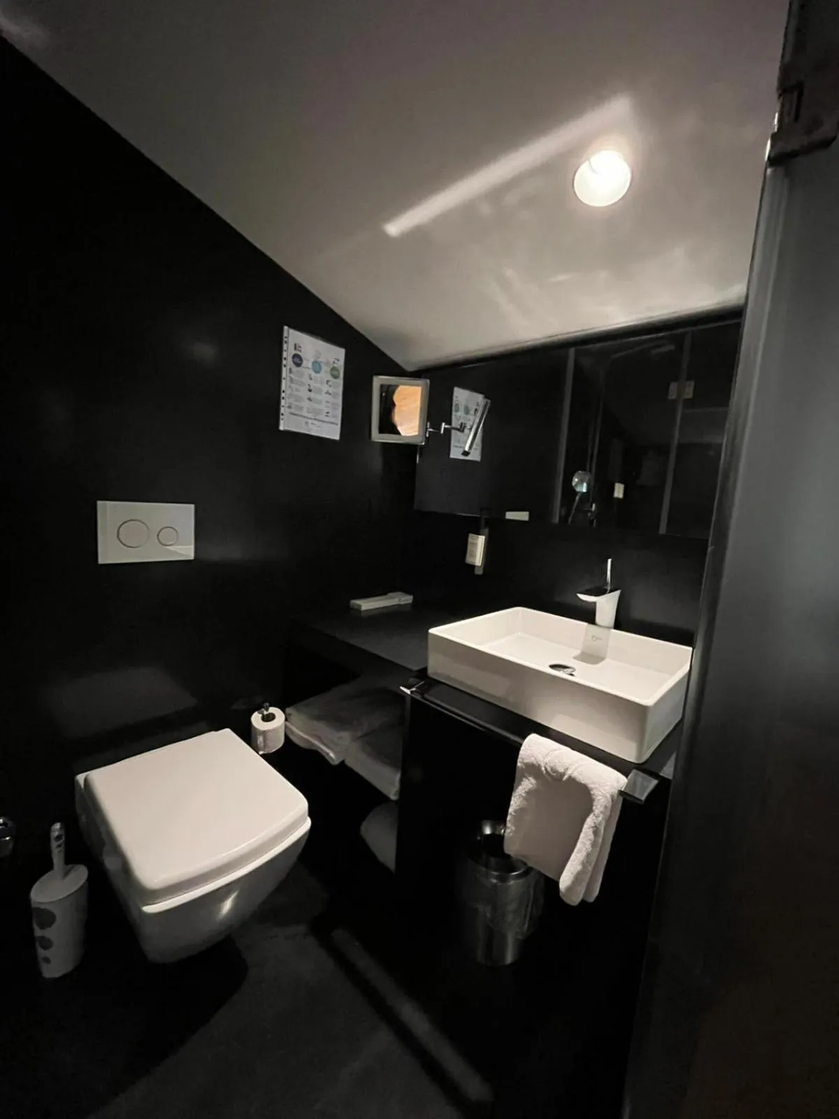 Toilet in Bankerhan Hotel Galata - Adults Only Special Category