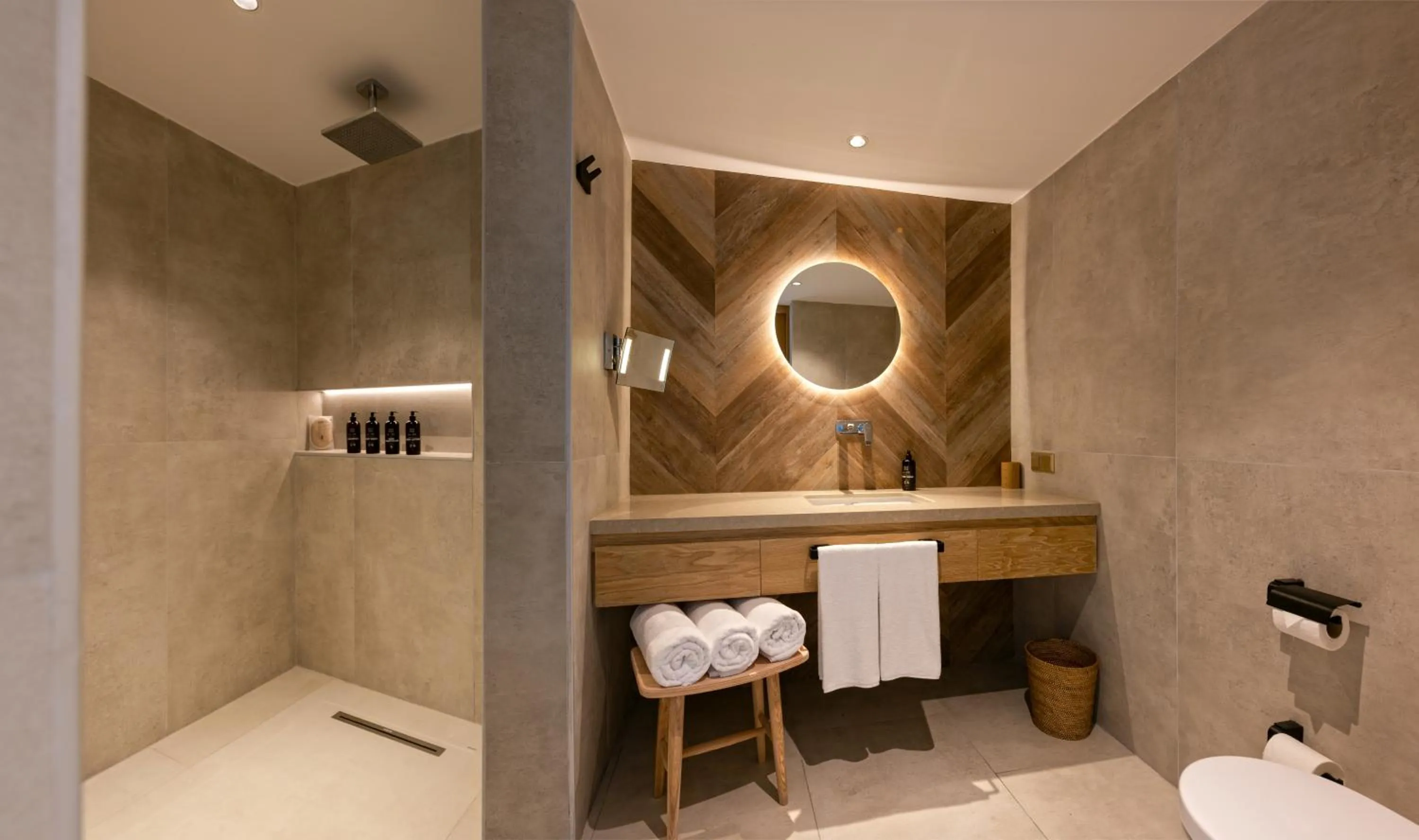 Shower in Day One Beach Resort & SPA - Adult Only