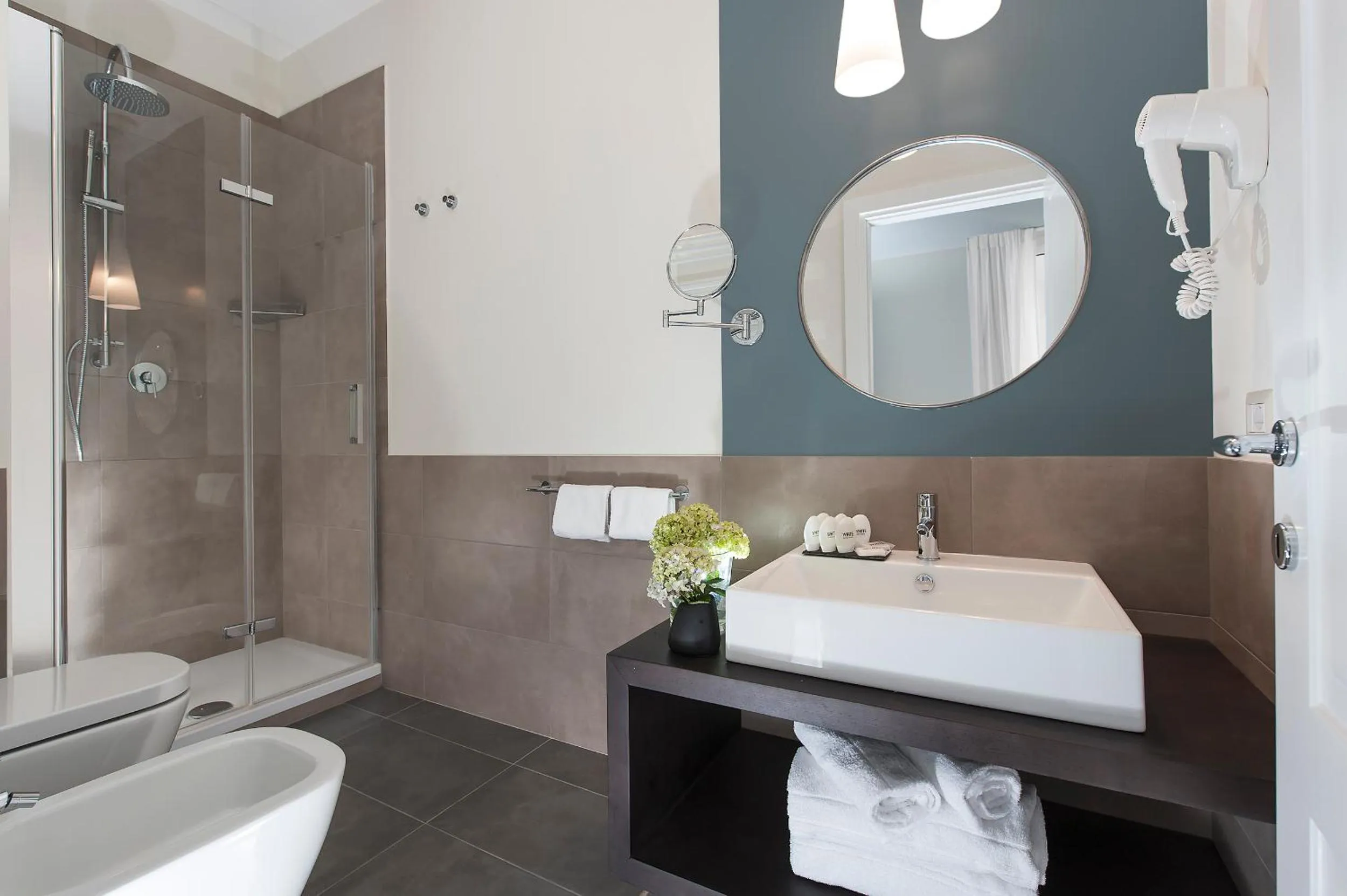 Bathroom in Corso Vittorio 308