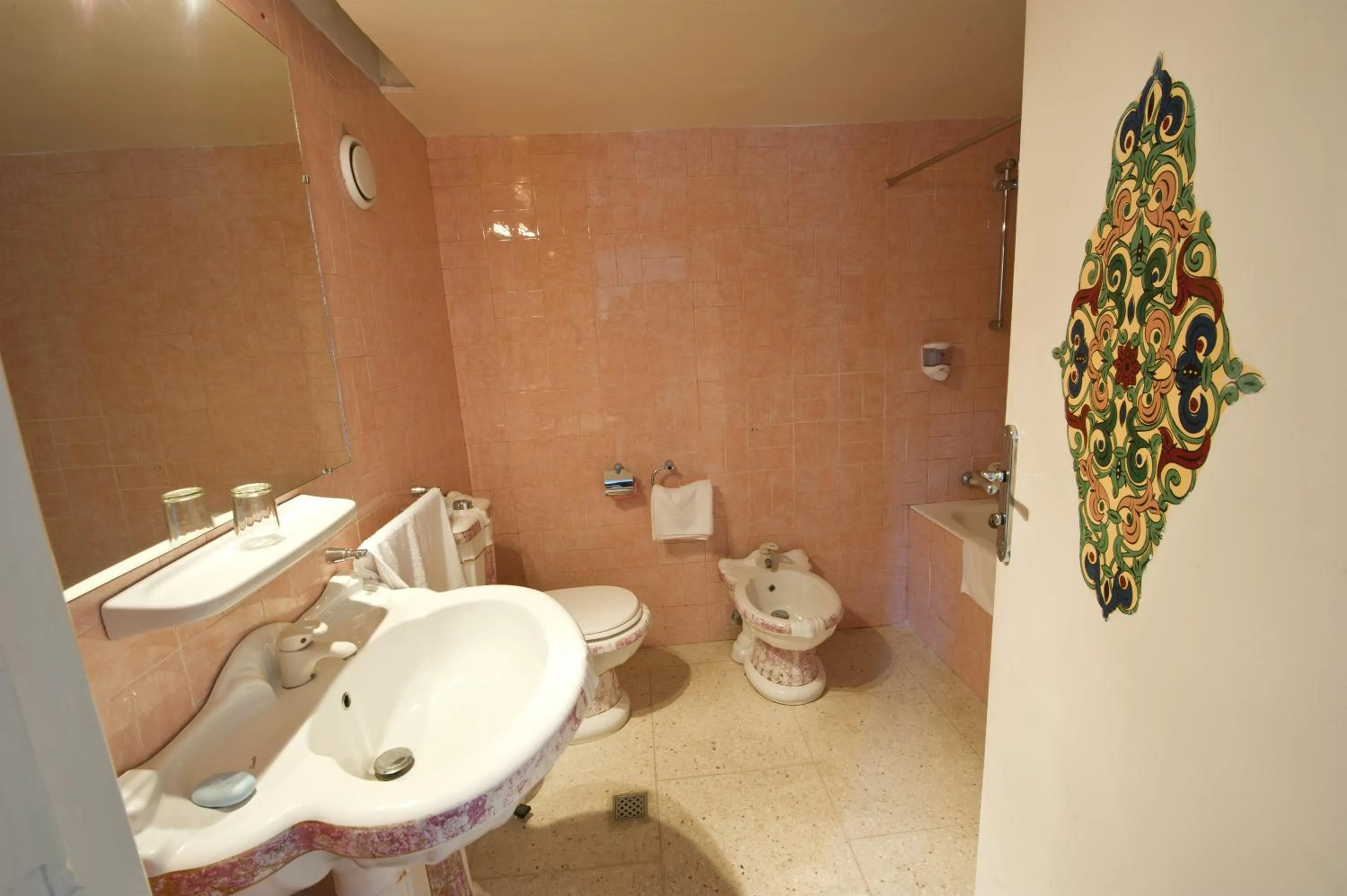 Bathroom in Hotel Le Grand Imilchil