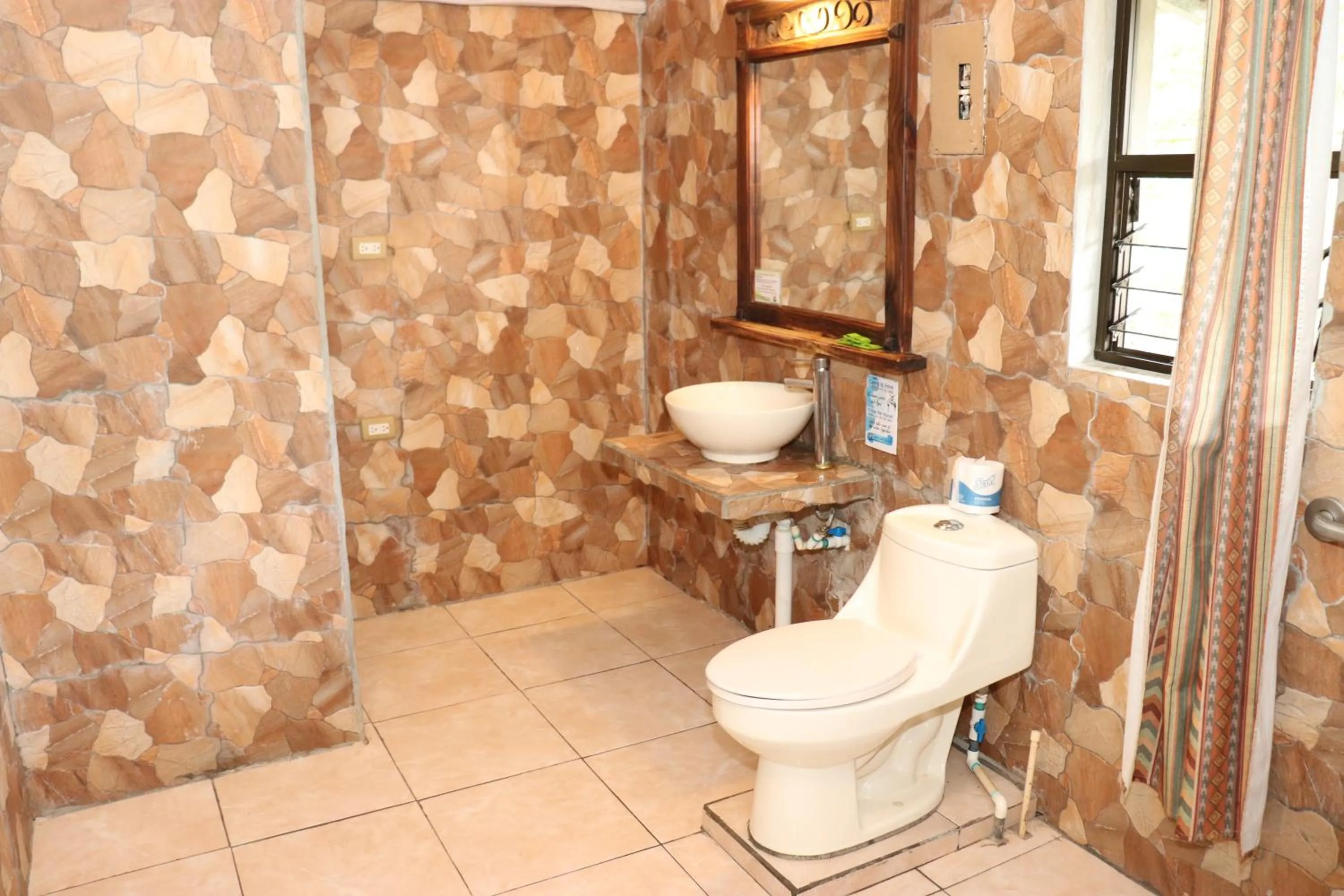 Bathroom in Hotel Samoa del Sur