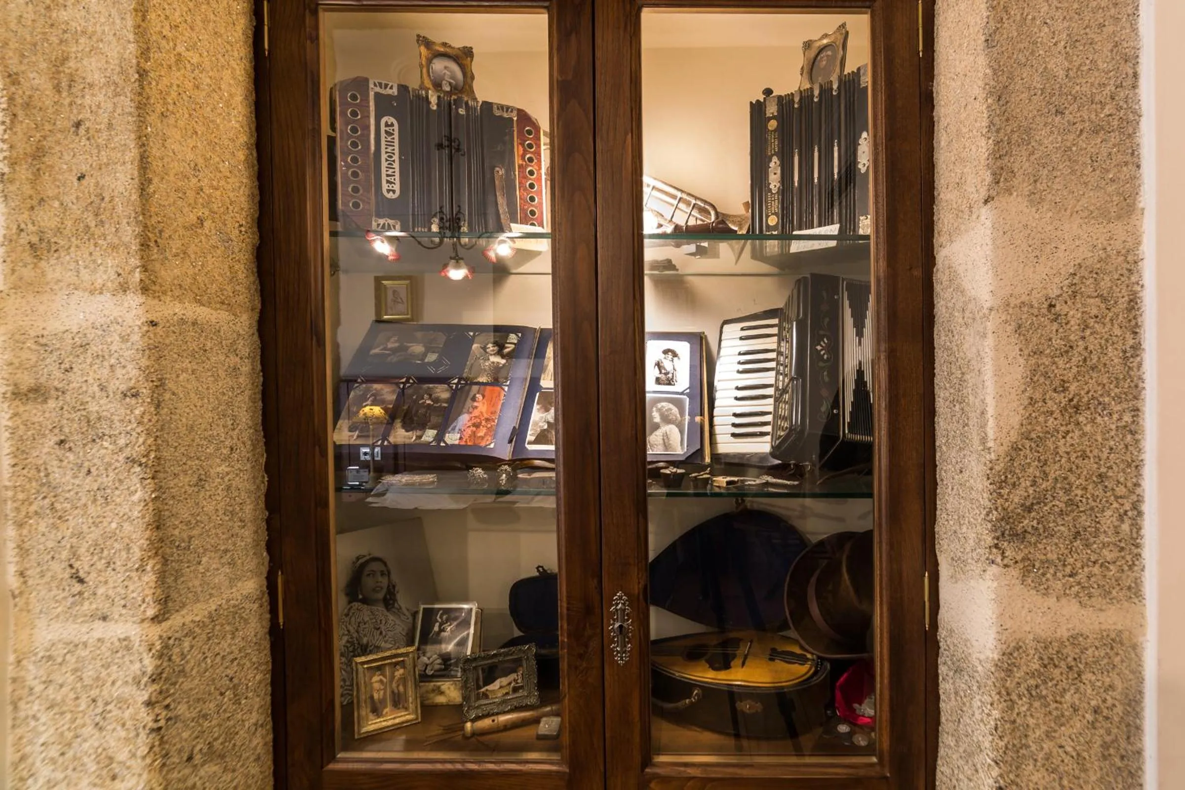 Decorative detail in Hotel Monumento Pazo de Orbán