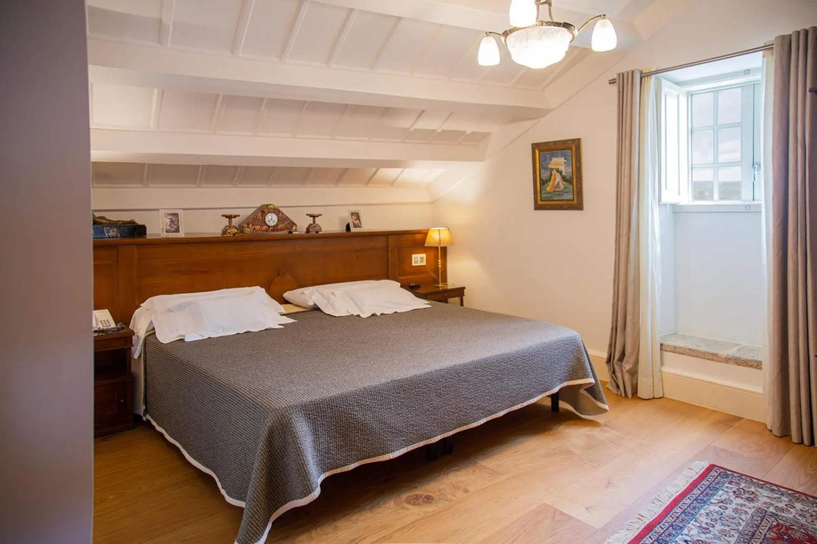 Bedroom, Bed in Hotel Monumento Pazo de Orbán