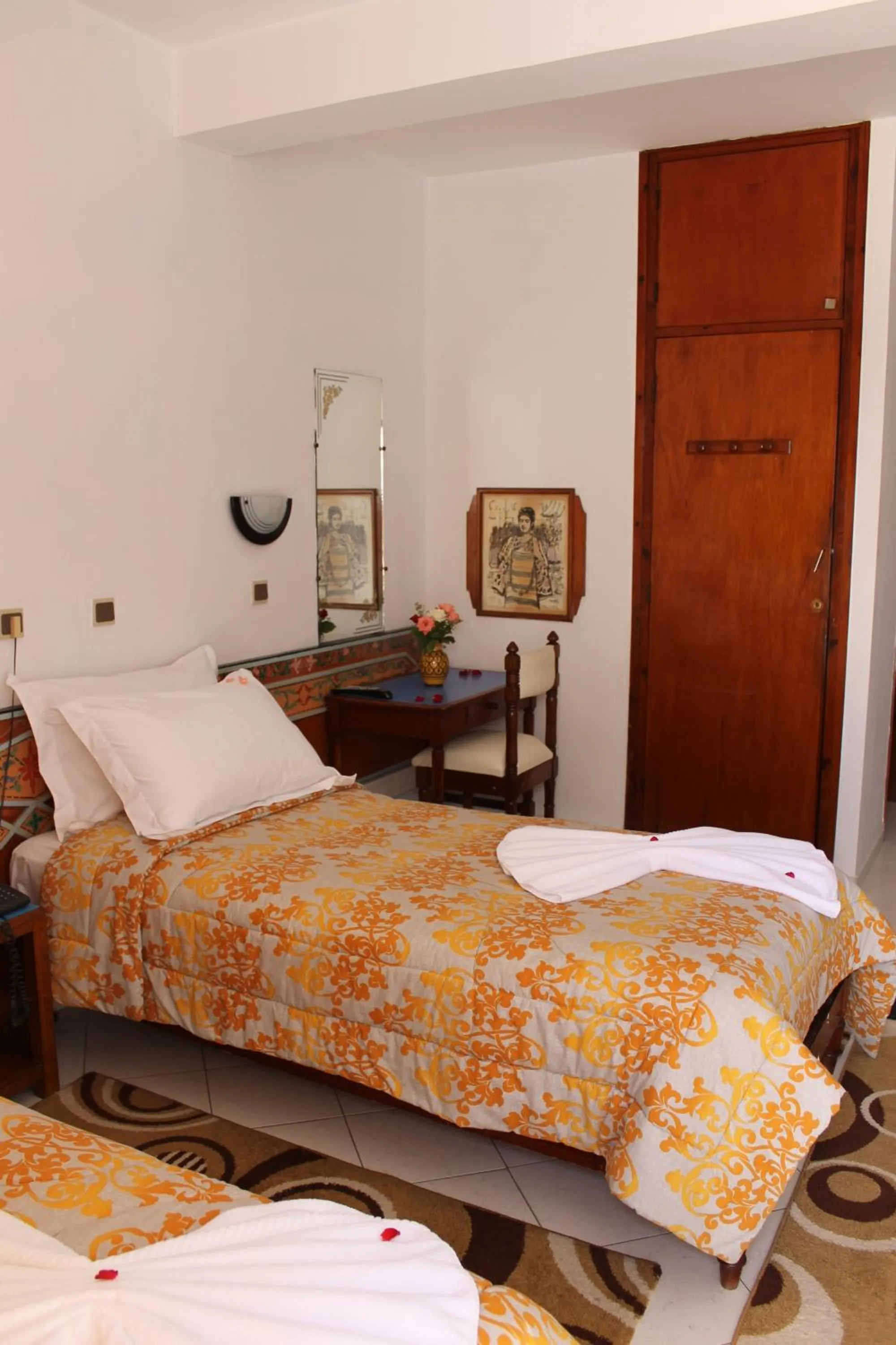 Bedroom, Bed in Hotel Sindibad