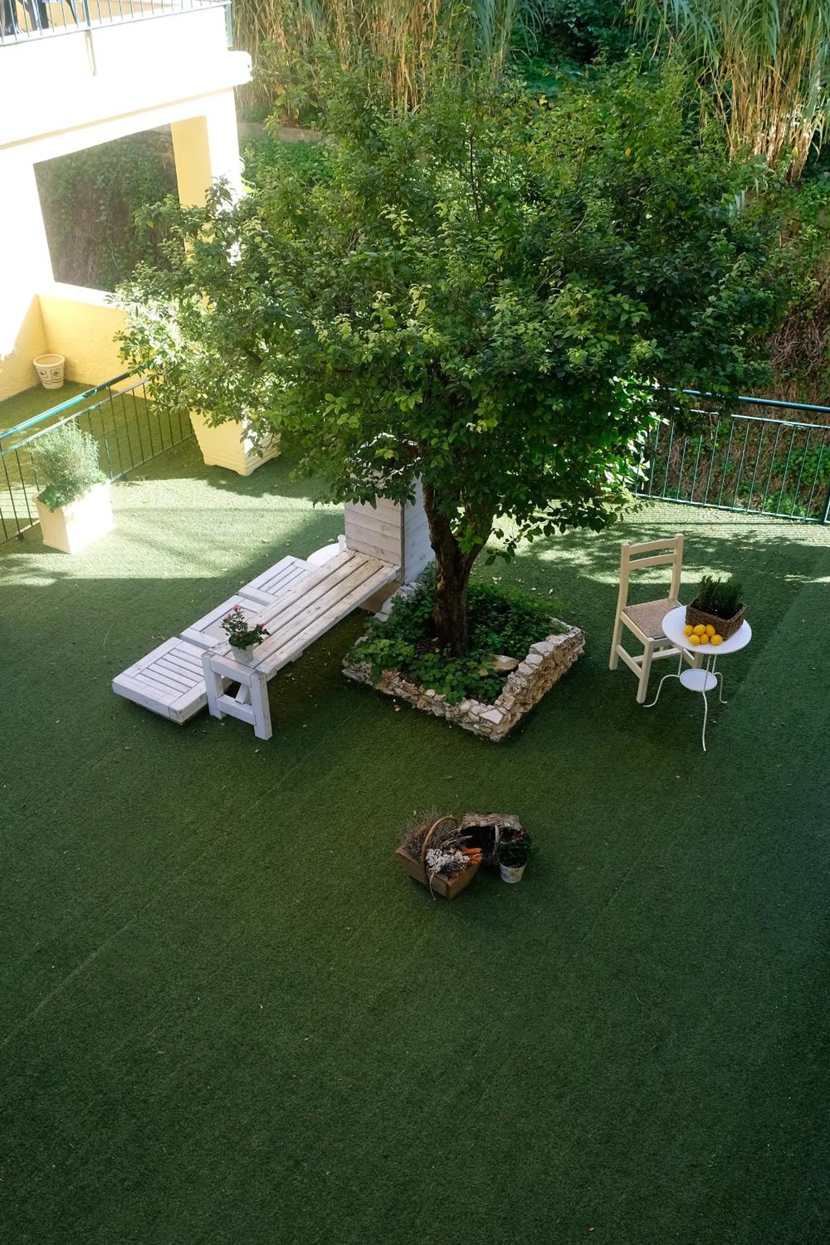 Patio in Residence Perla