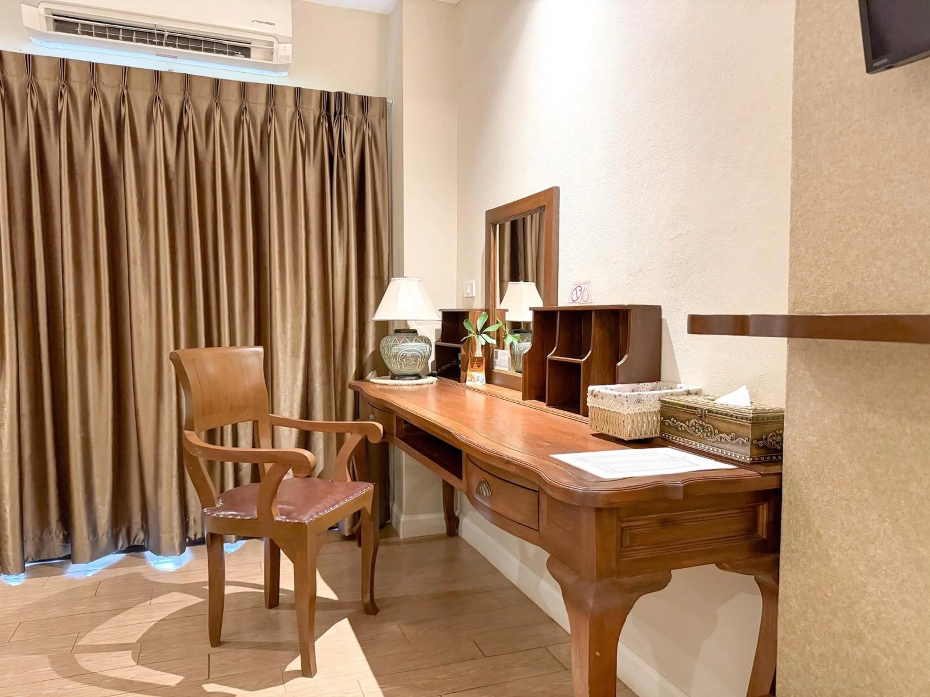 Bedroom in Kokhaburi Hotel