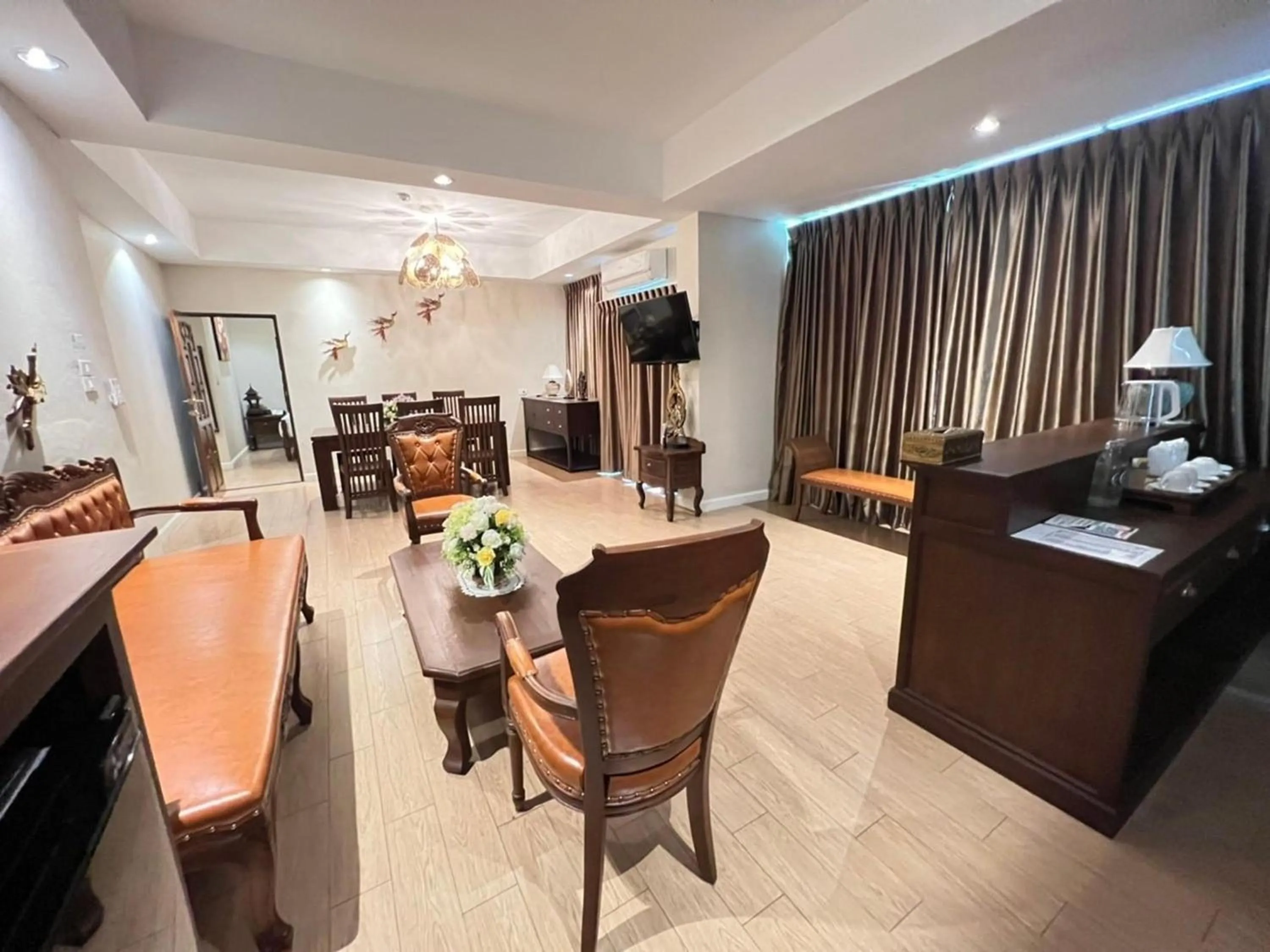 Seating area in Kokhaburi Hotel