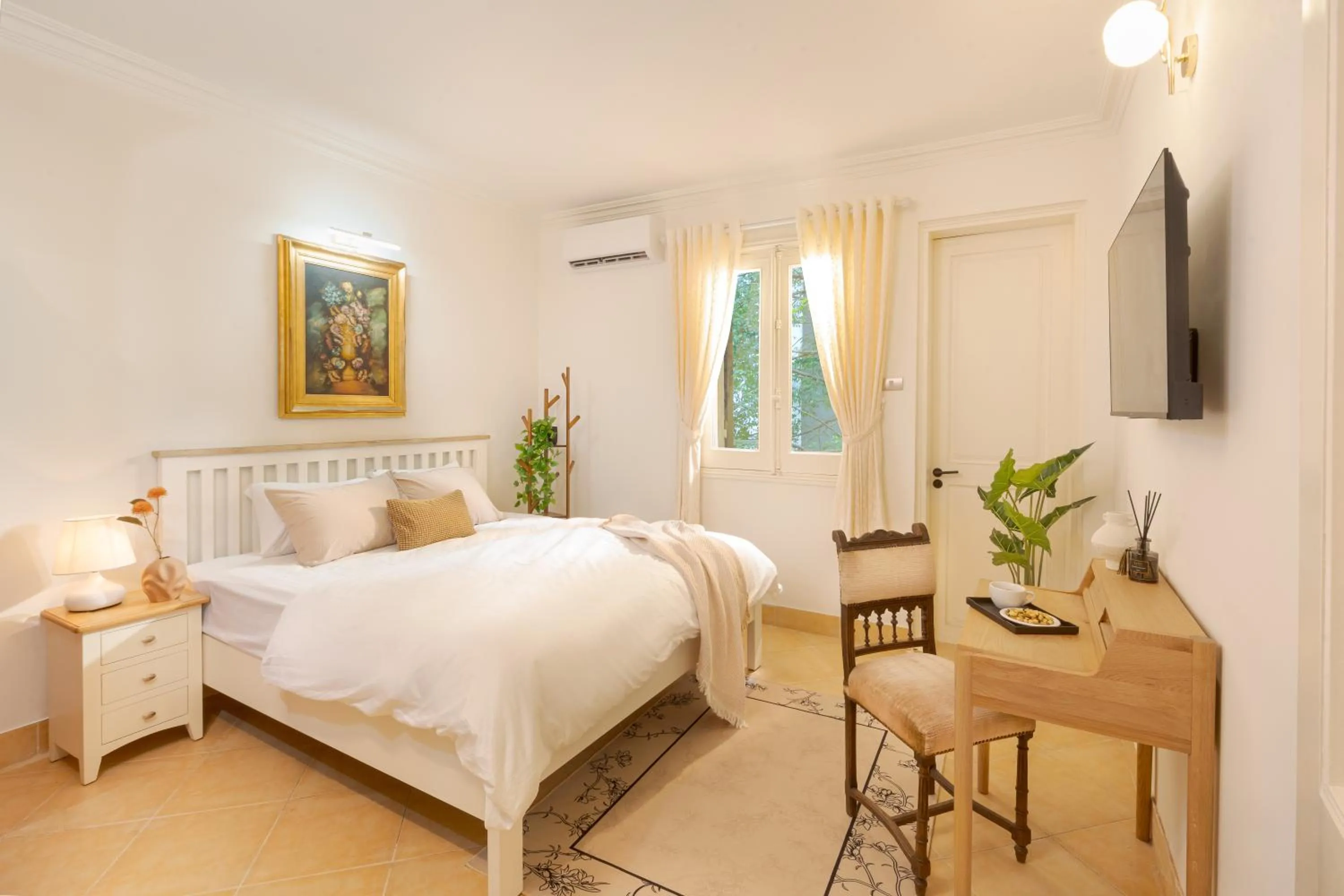 Bed in Éclectique Hanoi Homestay