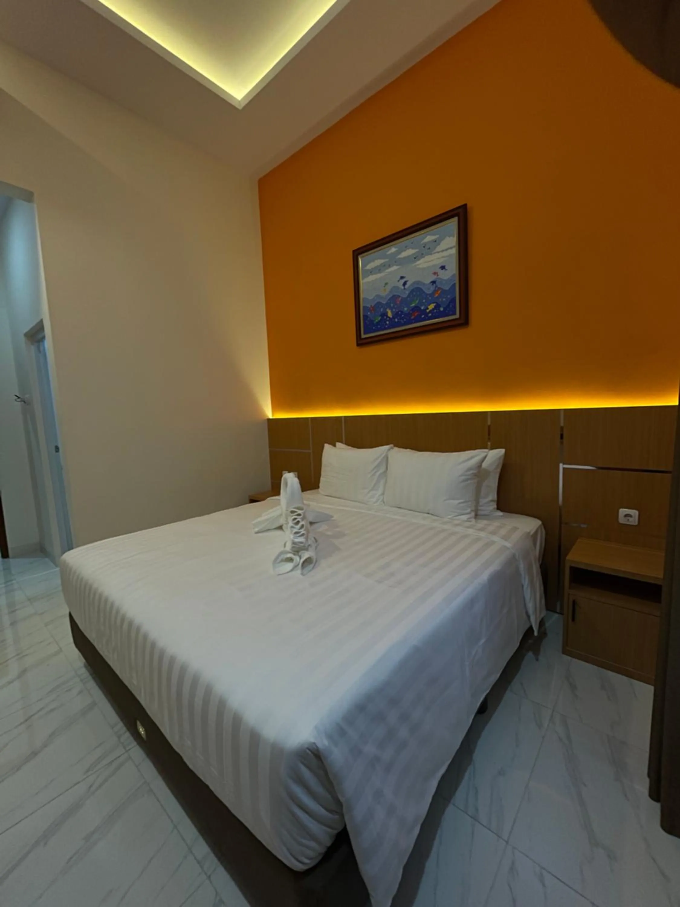 Property building, Bed in The Cabin Hotel Lovina Bali