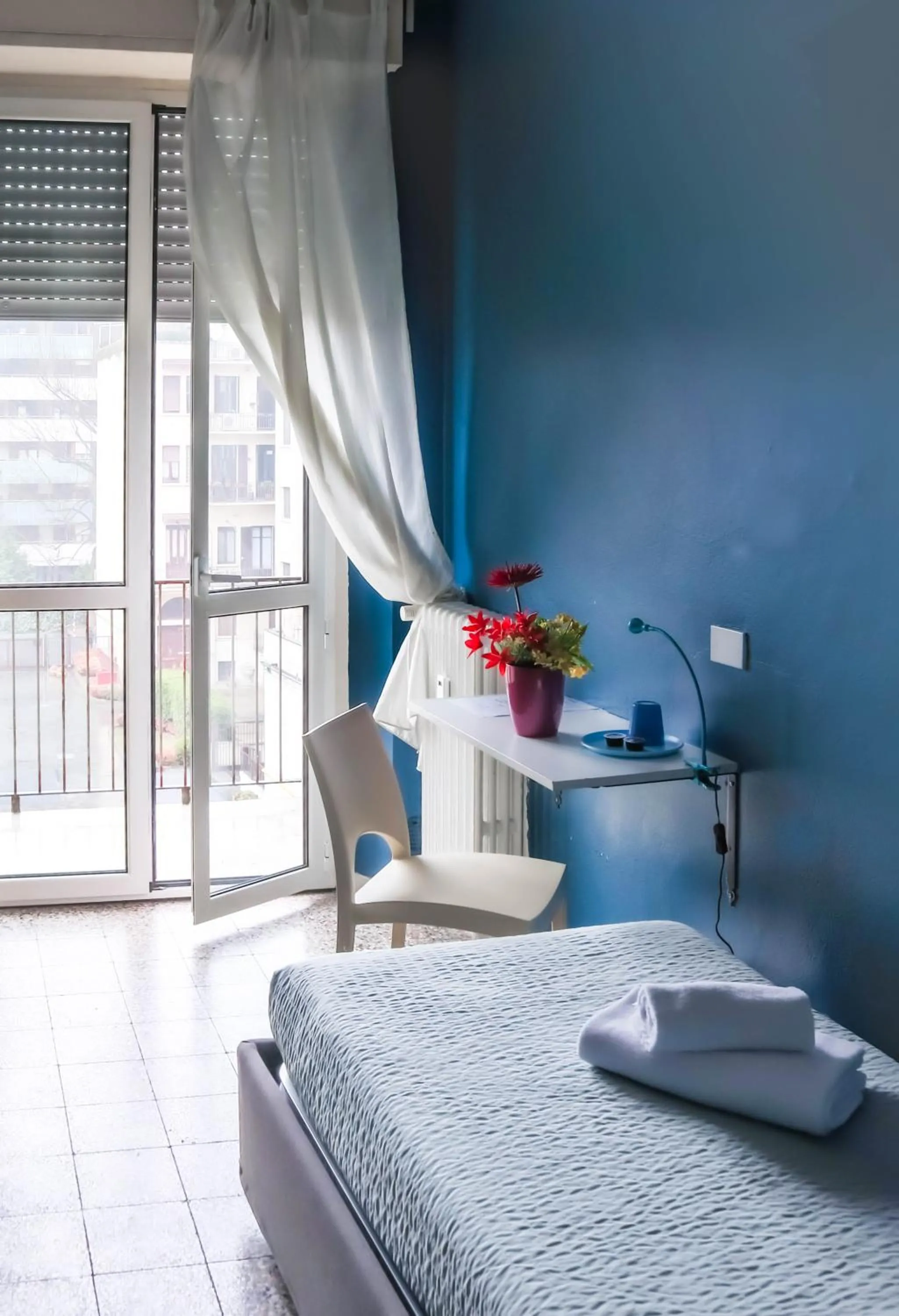 Bed in I Am Here - Gioia 71