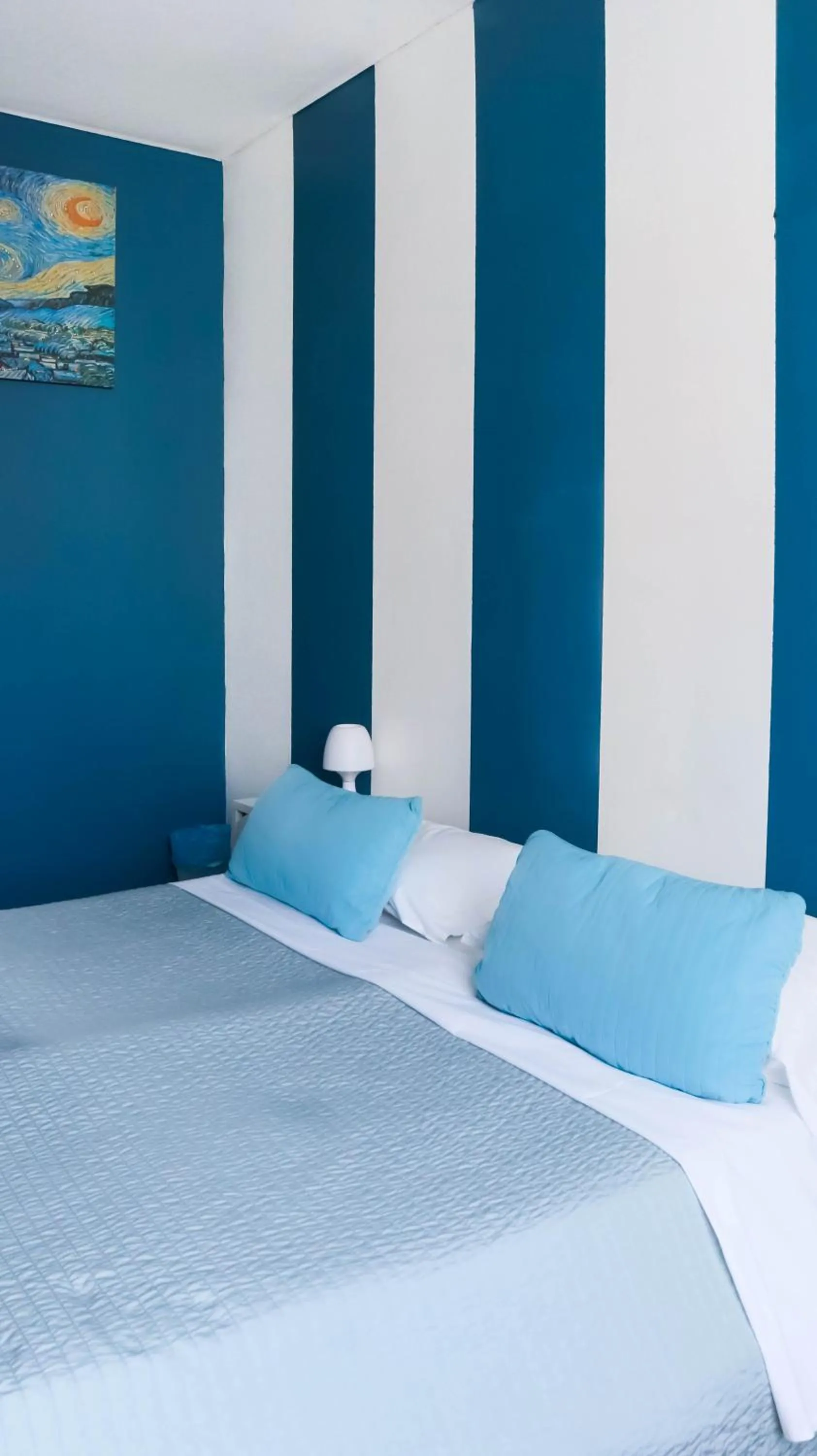 Bed in I Am Here - Gioia 71