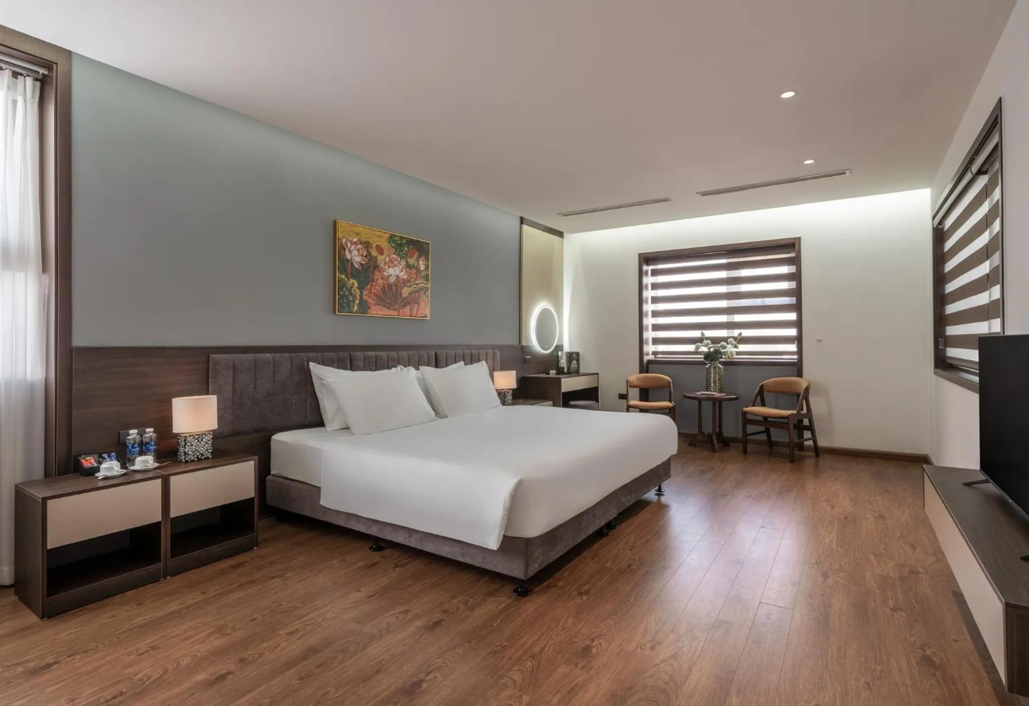 Bed in Luxe Paradise Hotel Nguyen Khac Hieu