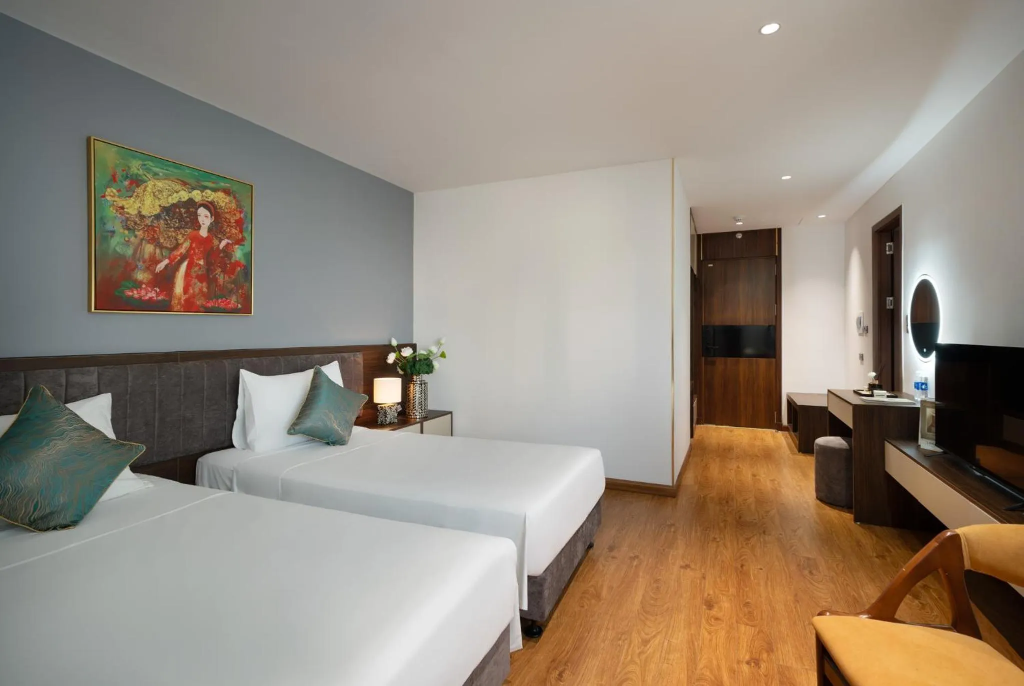 Photo of the whole room, Bed in Luxe Paradise Hotel Nguyen Khac Hieu