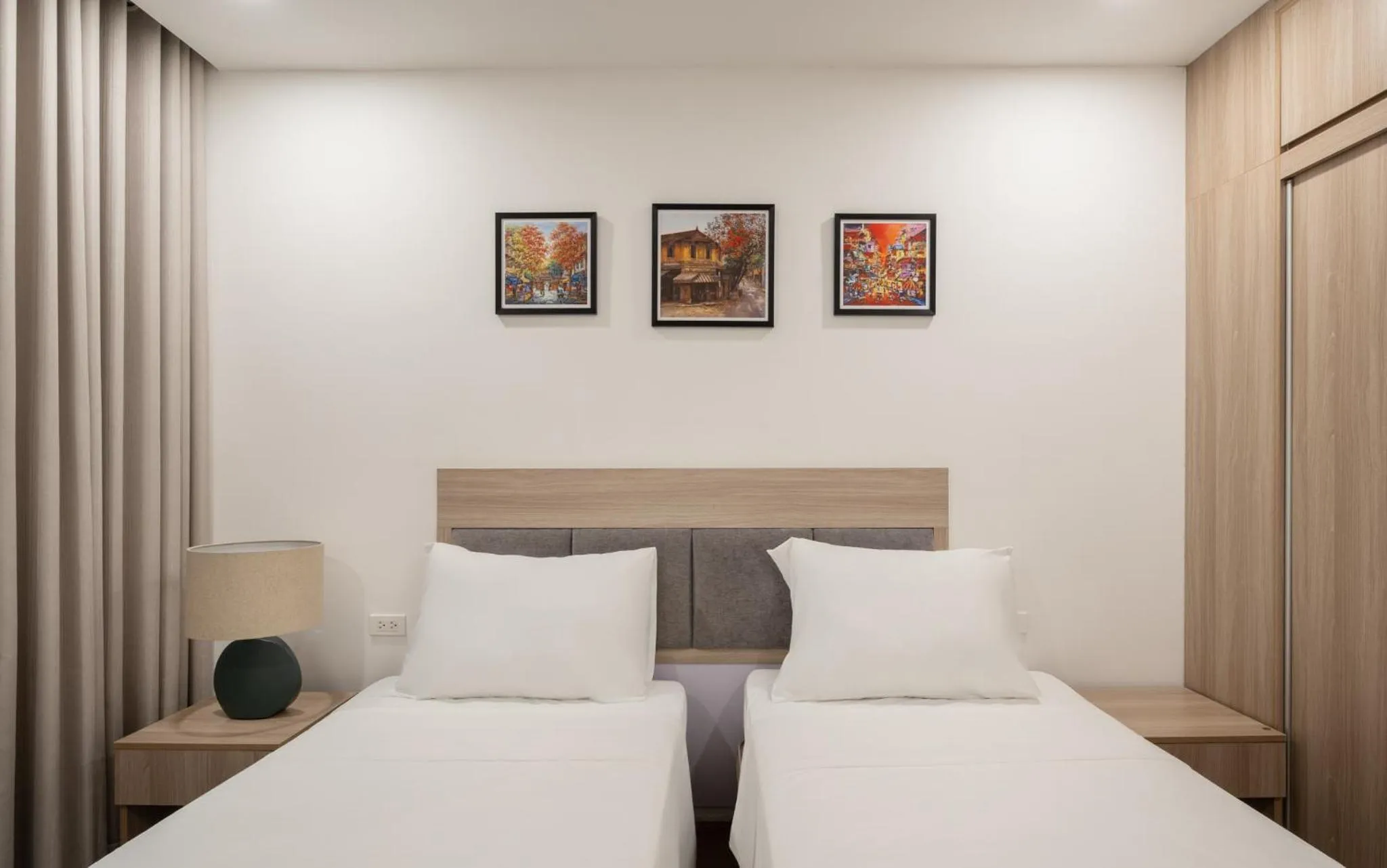 Bed in Luxe Paradise Hotel Nguyen Khac Hieu