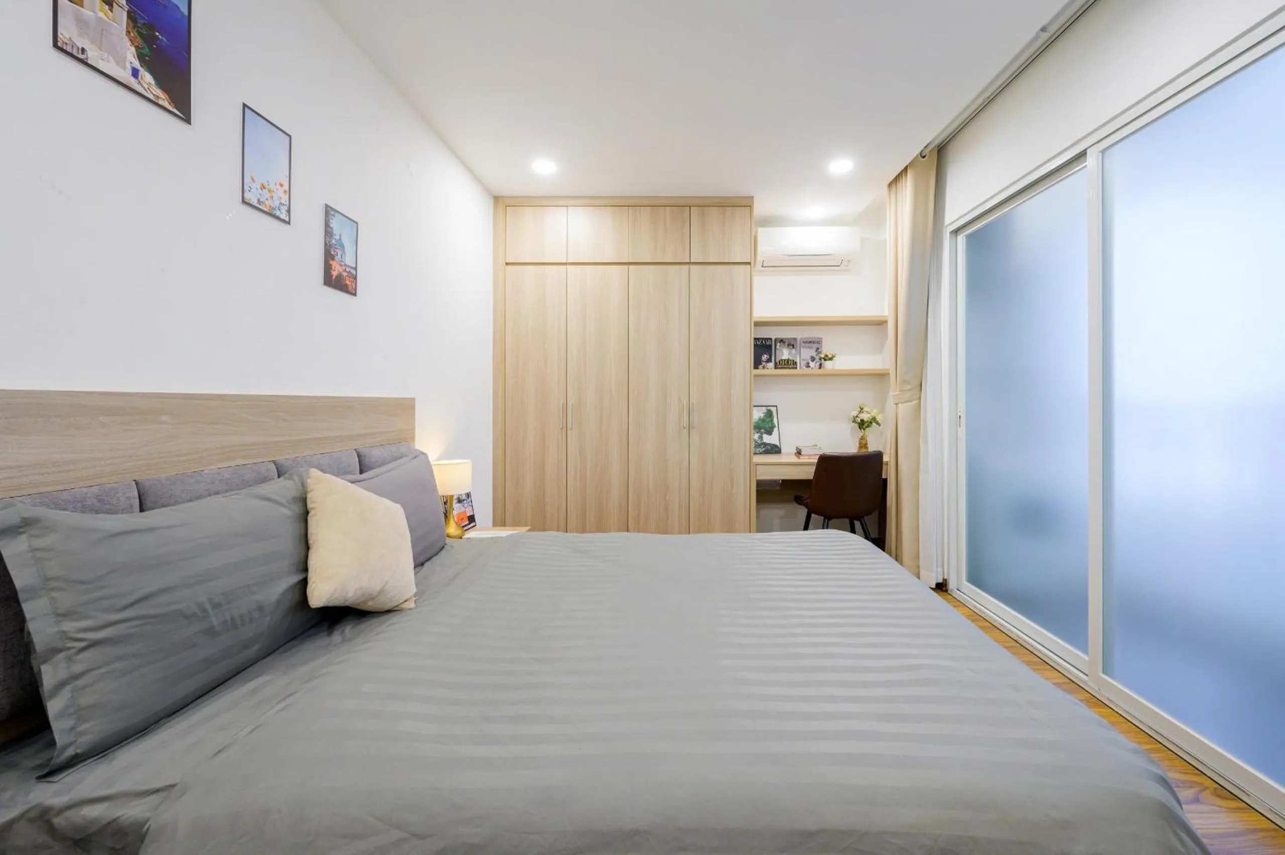 Bedroom, Bed in Luxe Paradise Hotel Nguyen Khac Hieu