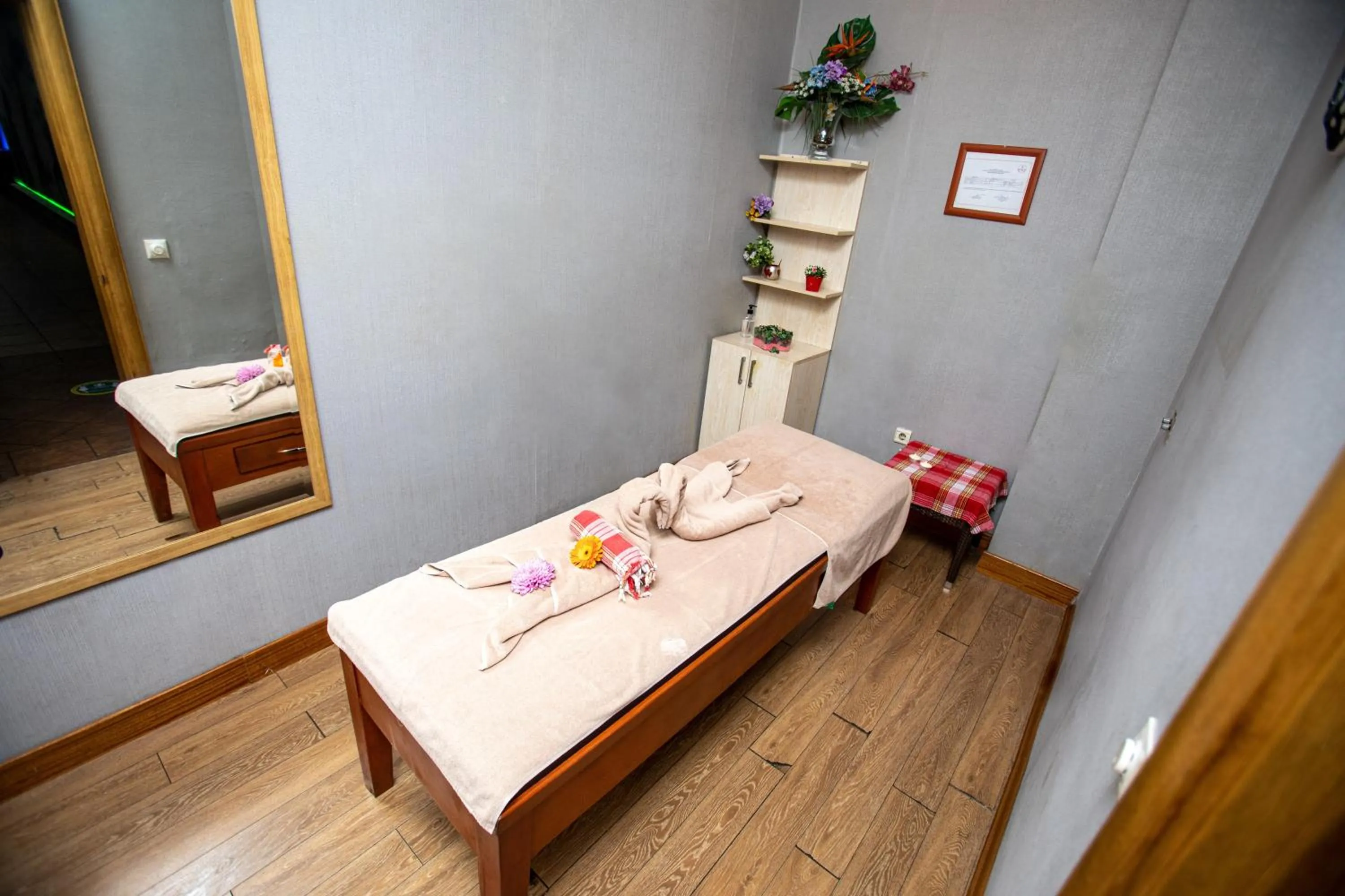 Bed in The Green Park Merter