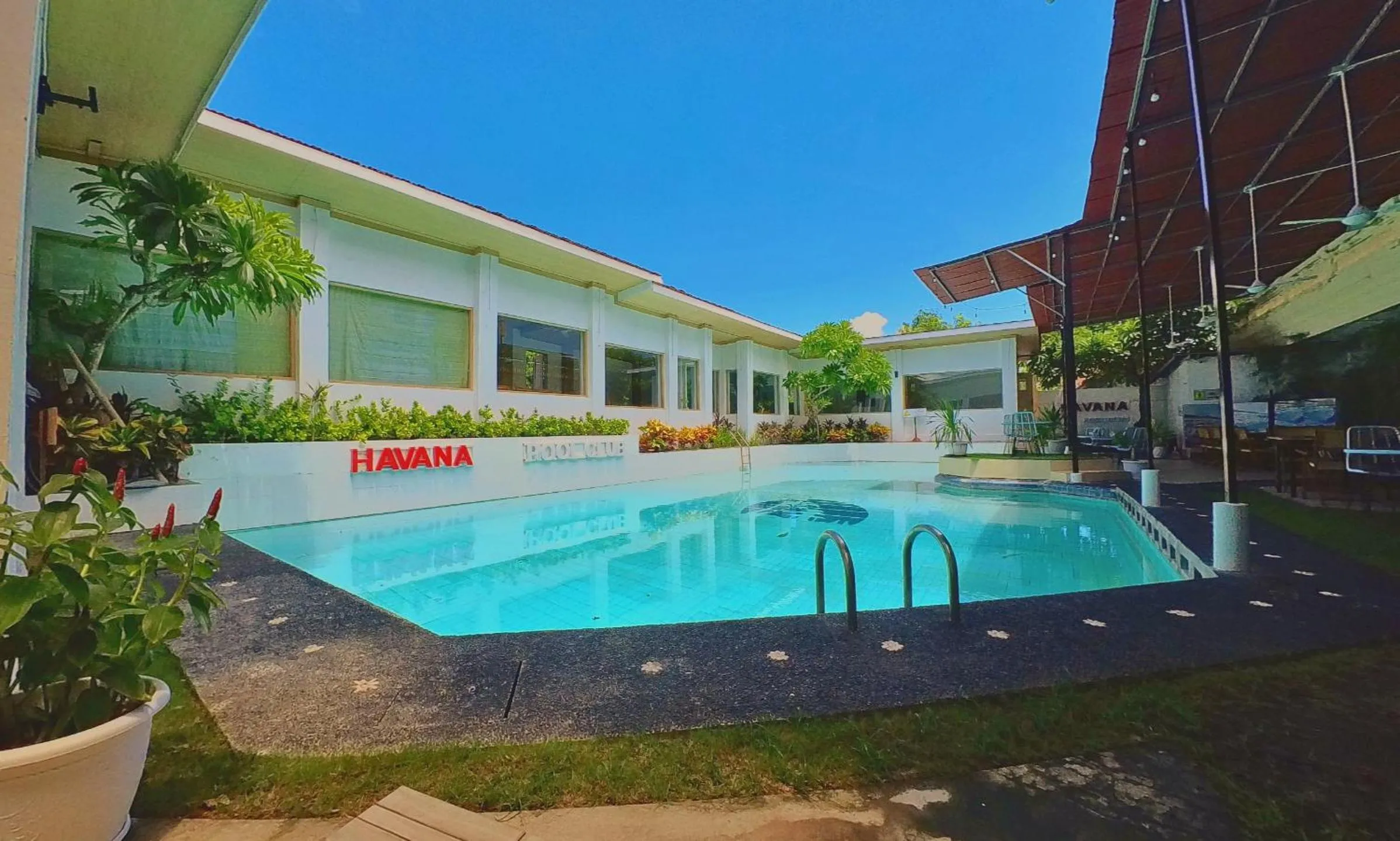 Restaurant/places to eat in Private Pool Villas Kuta Bali