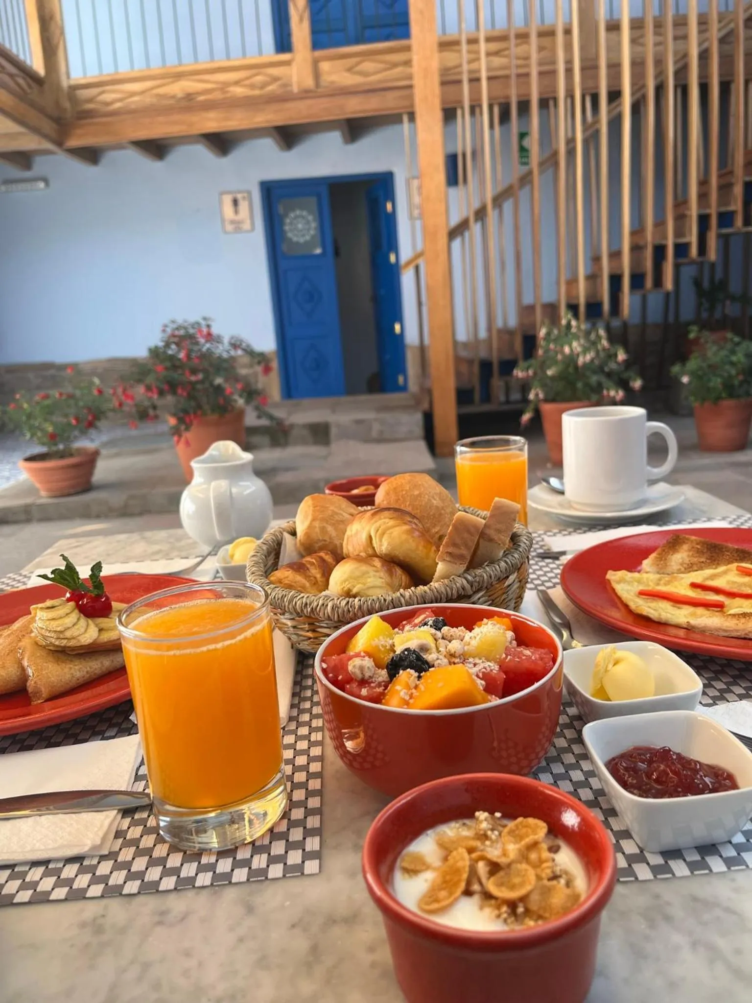 Breakfast in Quinta San Blas by Ananay Hotels
