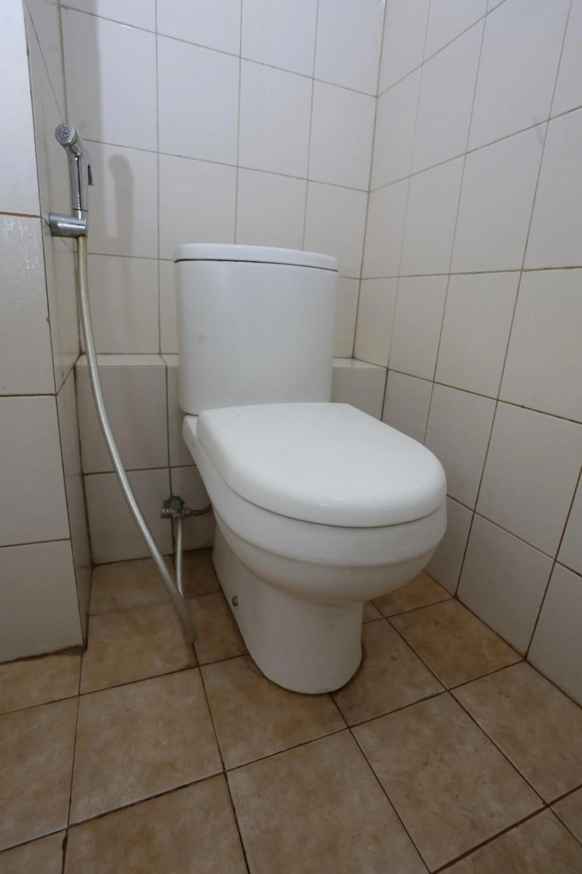 Bathroom in Collection O metroploitian park Serviced Apartmen