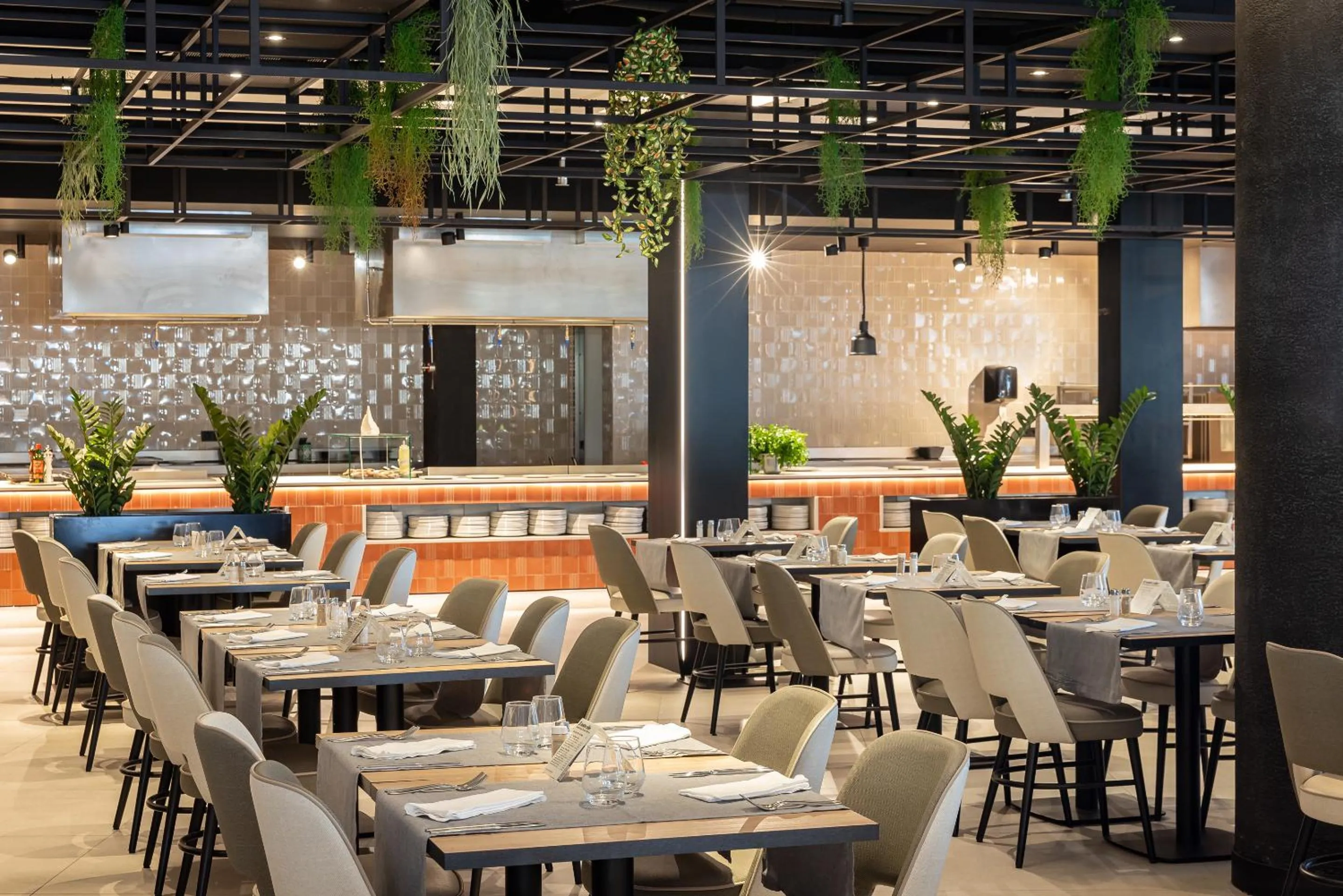 Restaurant/places to eat in Golden Bahía de Tossa & Spa 4* Sup.