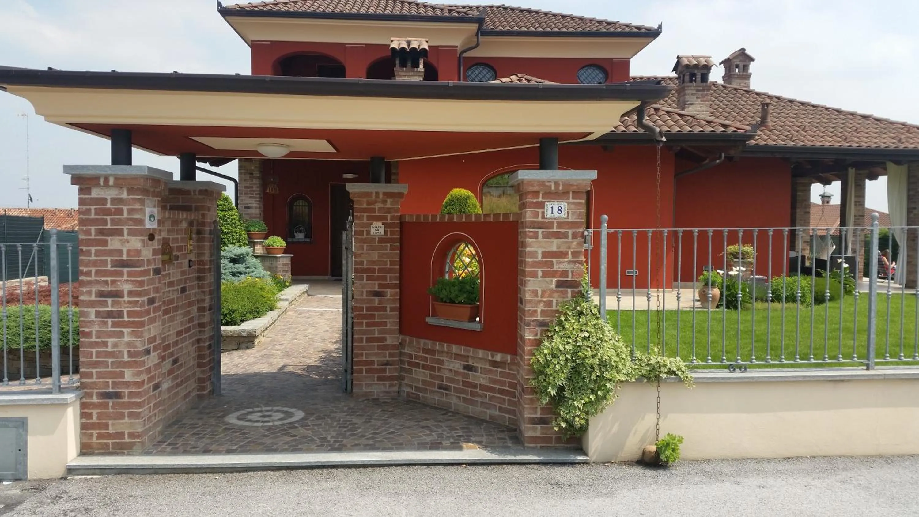 Property building in Villa Laura B&B