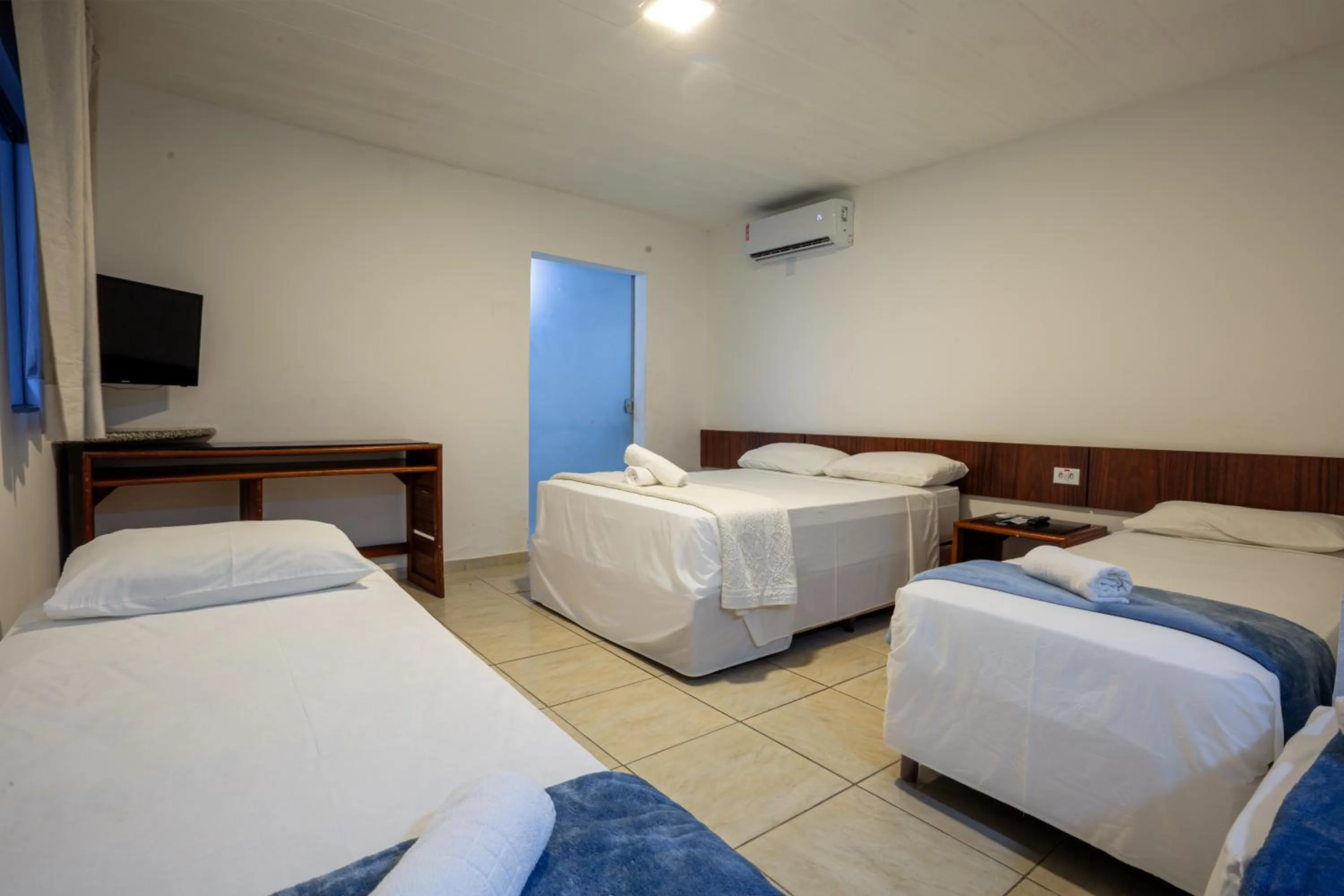 Bed in Rede Andrade Estrela Dalva Praia Hotel