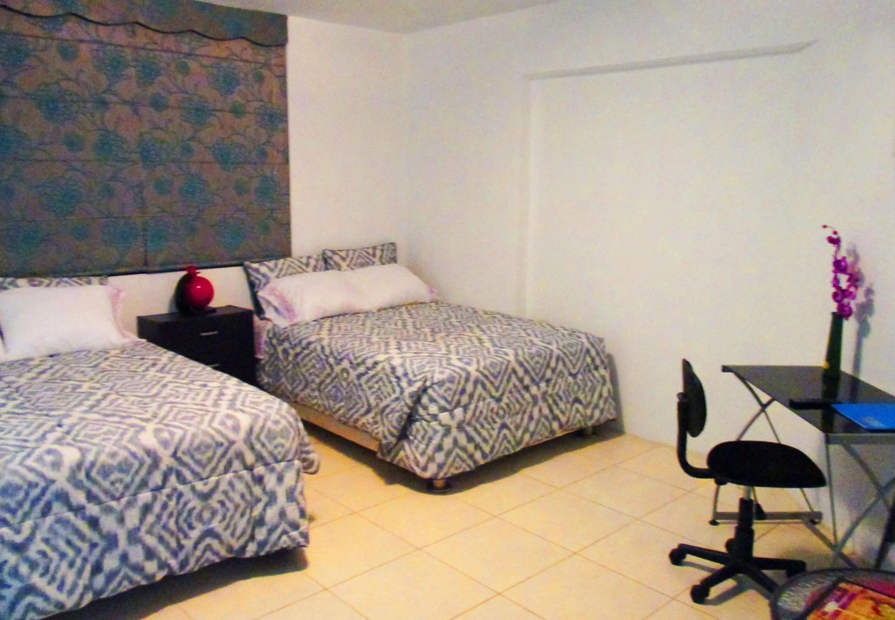 Shower, Bed in Magicperu Apart Hotel