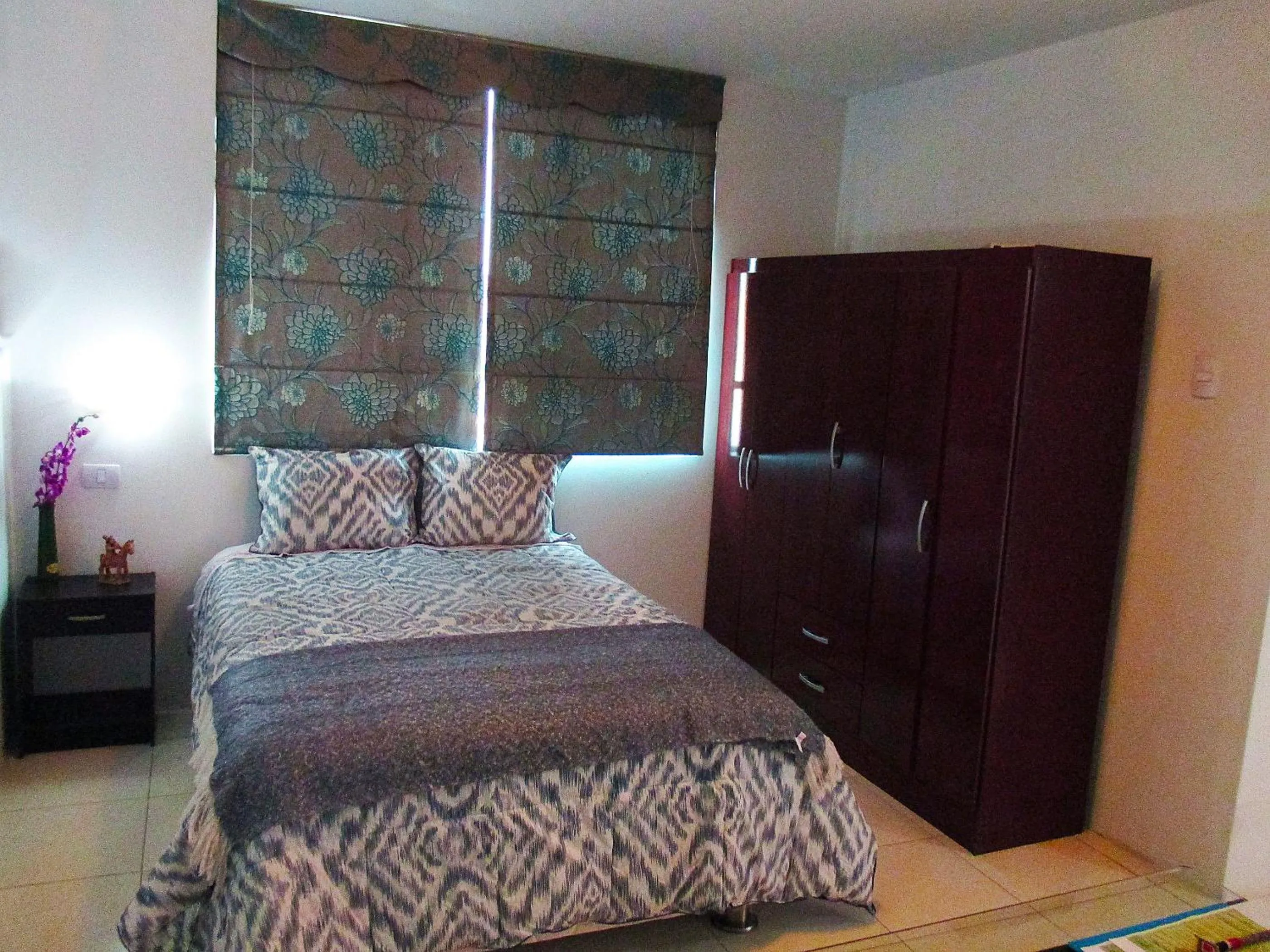 Shower, Bed in Magicperu Apart Hotel