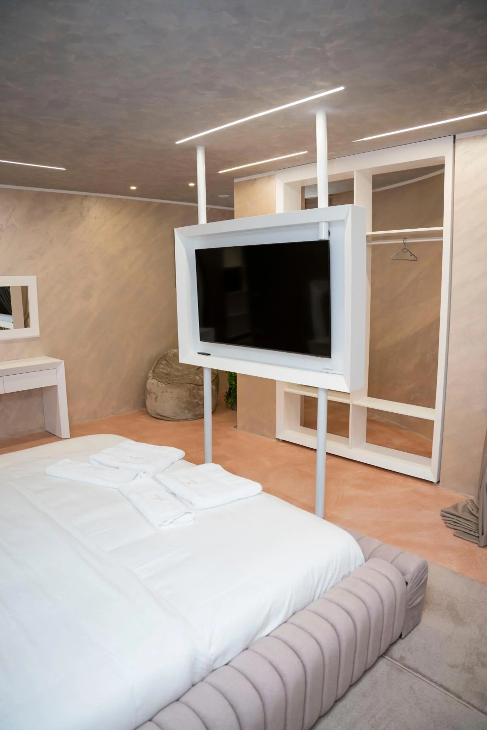 Bed in Hotel Pernoca