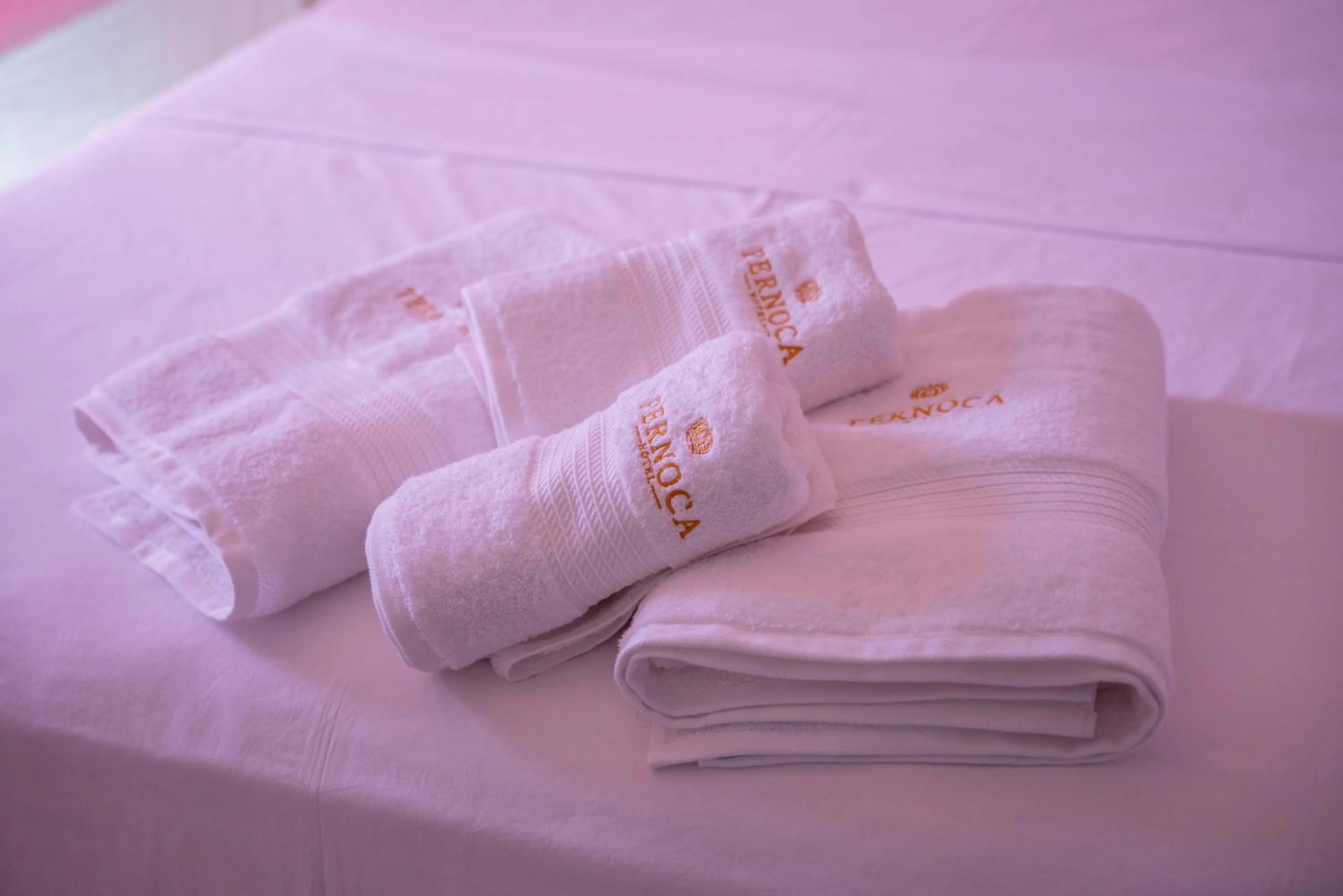 Bed in Hotel Pernoca