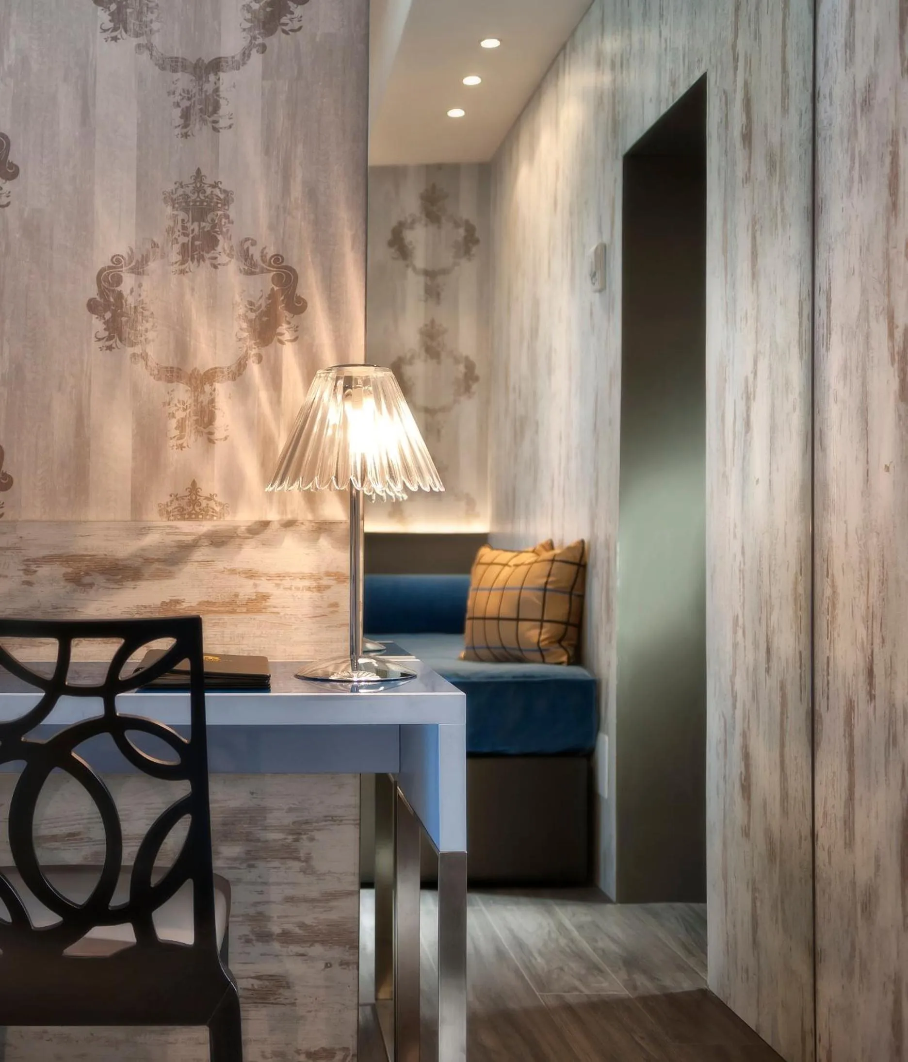 Decorative detail in Hotel Roma