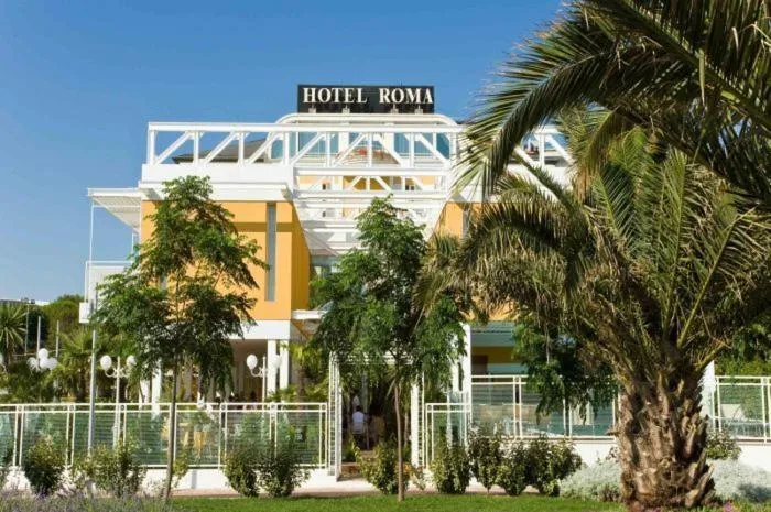 Facade/entrance in Hotel Roma