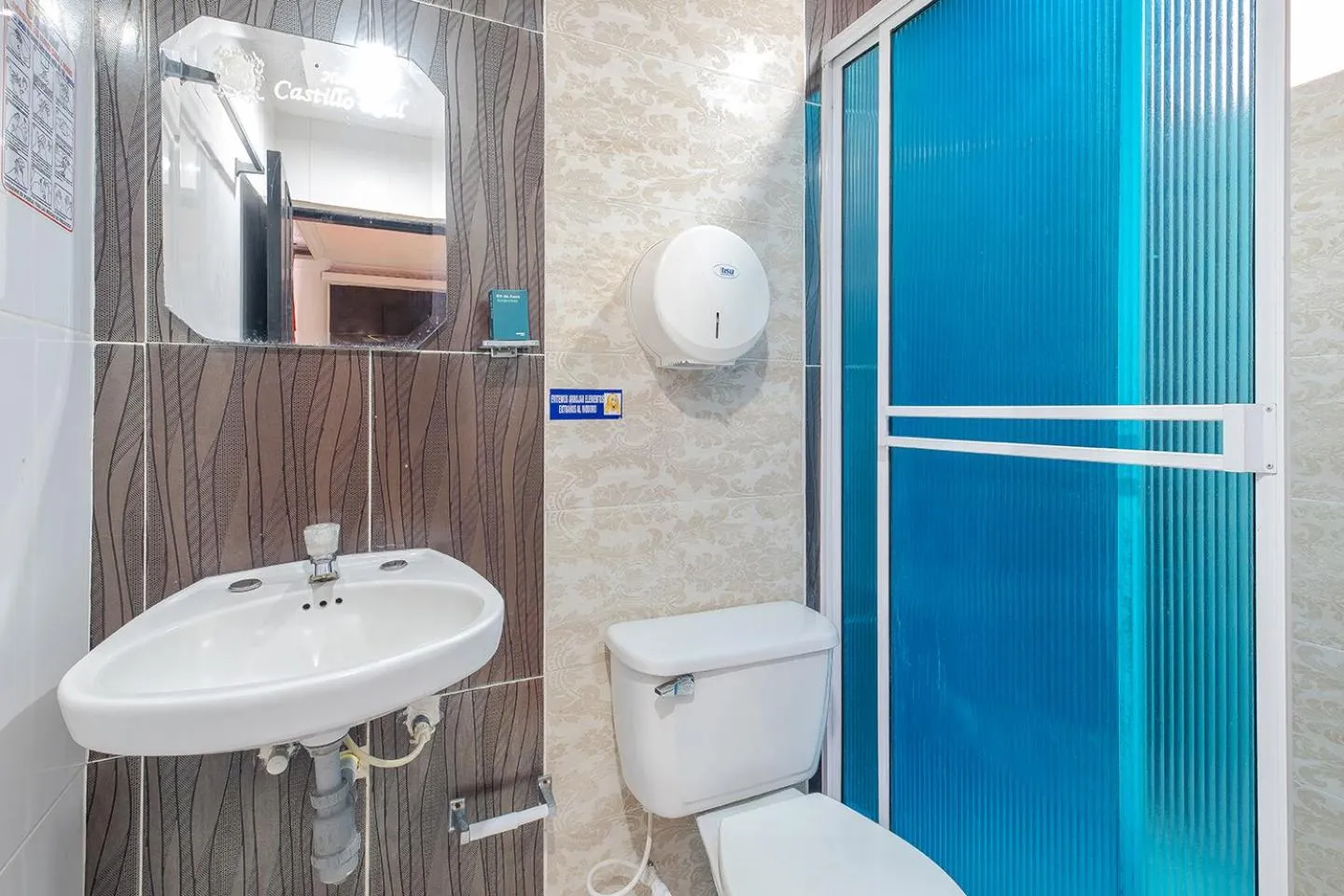 Bathroom in Ayenda Castillo Real 1521