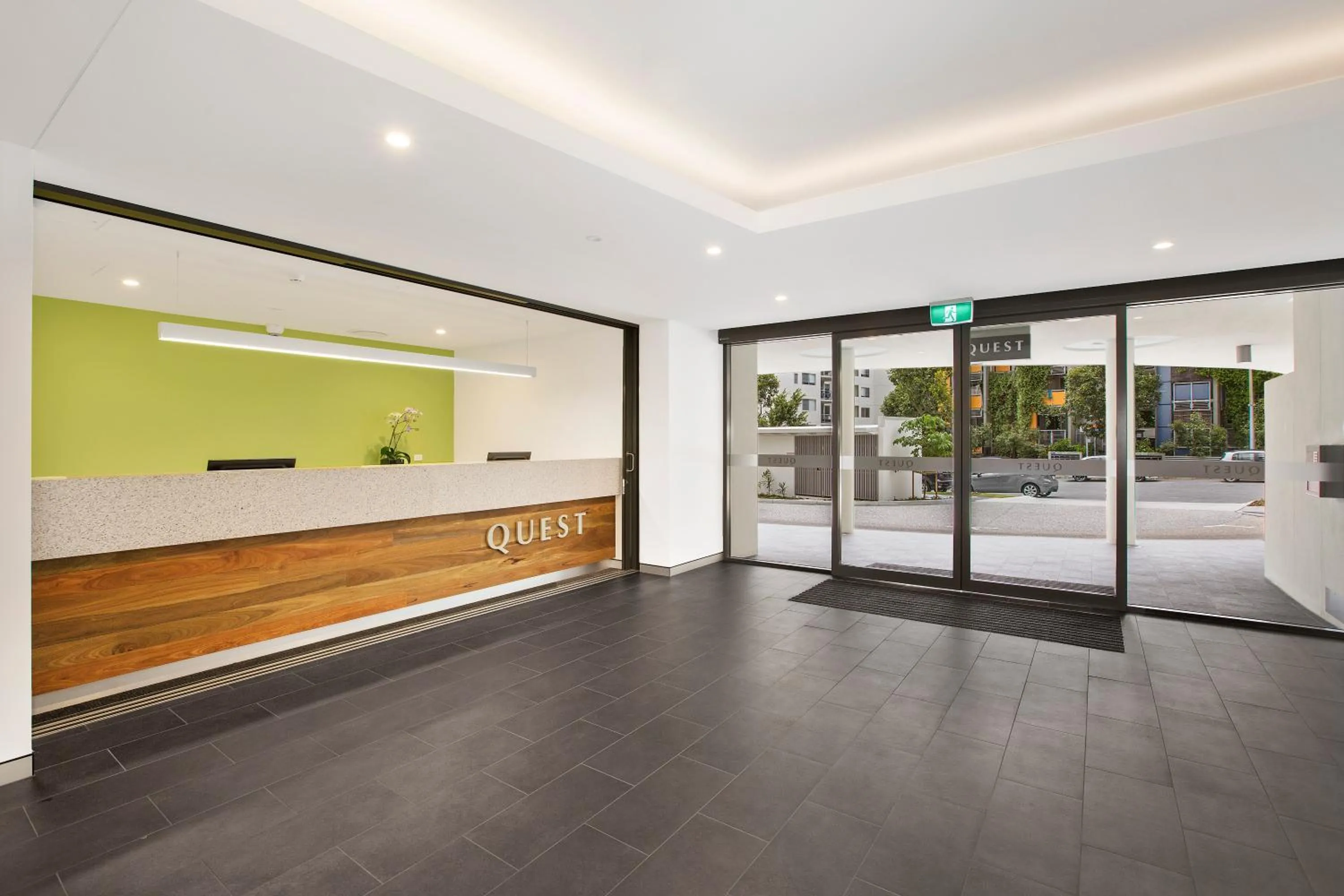 Lobby or reception, Bed in Quest Kelvin Grove