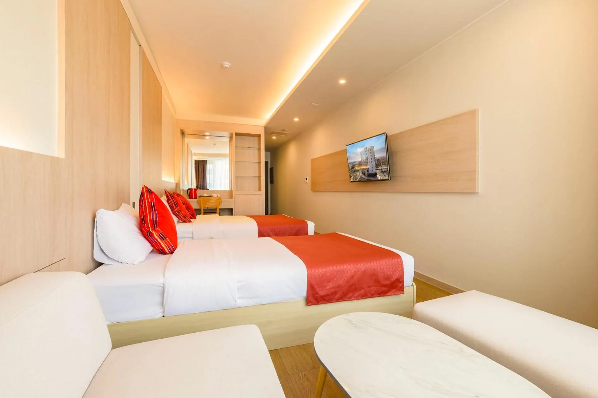 Bed in Shin Shin Hotel Jeju Worldcup