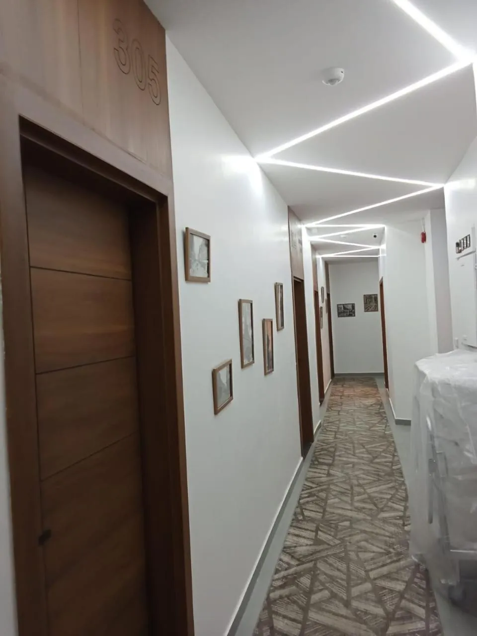 Facade/entrance in New Panorama Inn