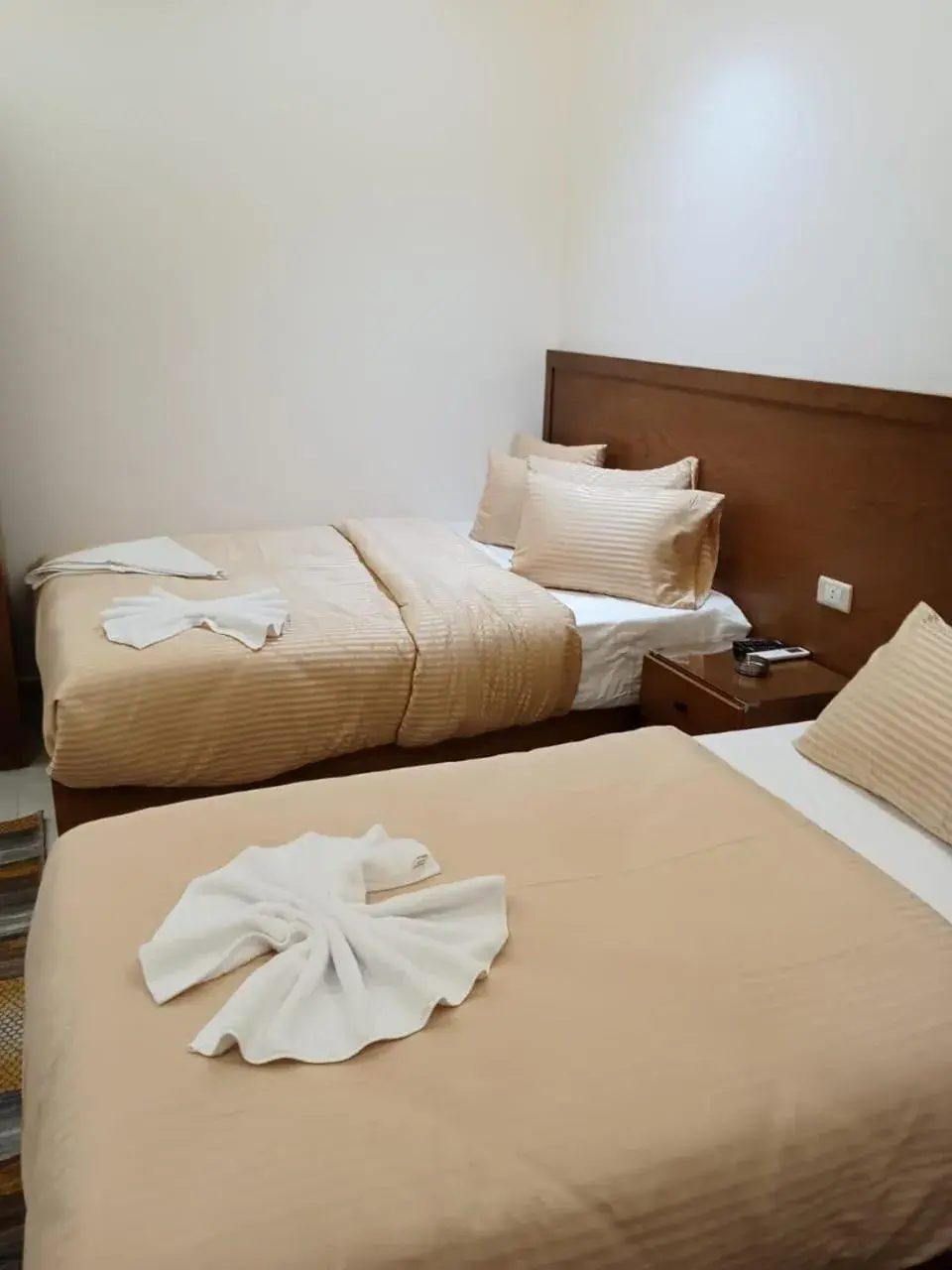 Standard Triple Room in New Panorama Inn Standard Triple Room in New Panorama Inn