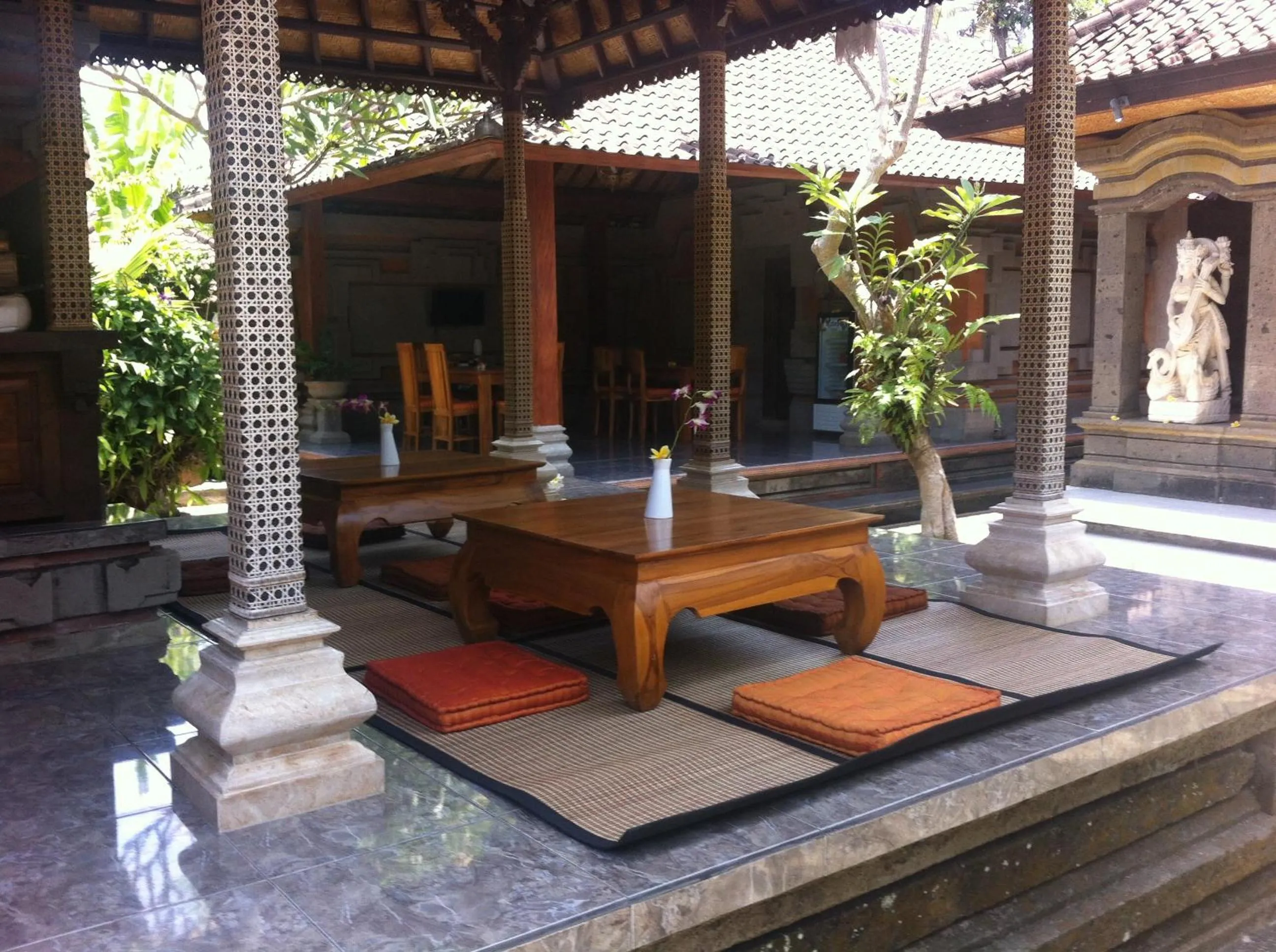 Restaurant/places to eat in Pondok Bali