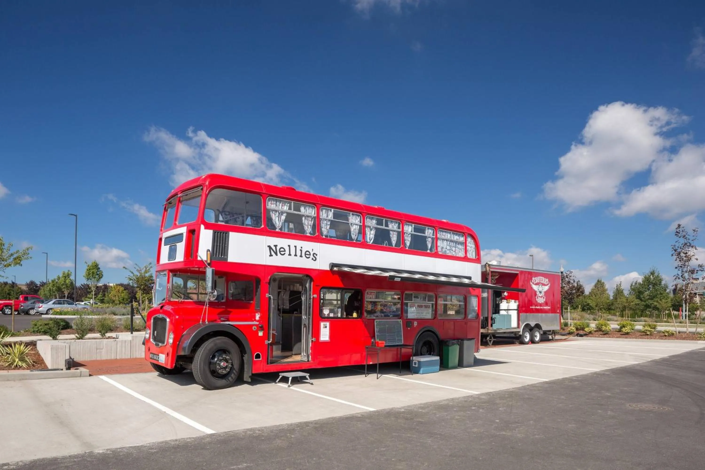 Restaurant/places to eat in TownePlace by Marriott Suites Portland Vancouver