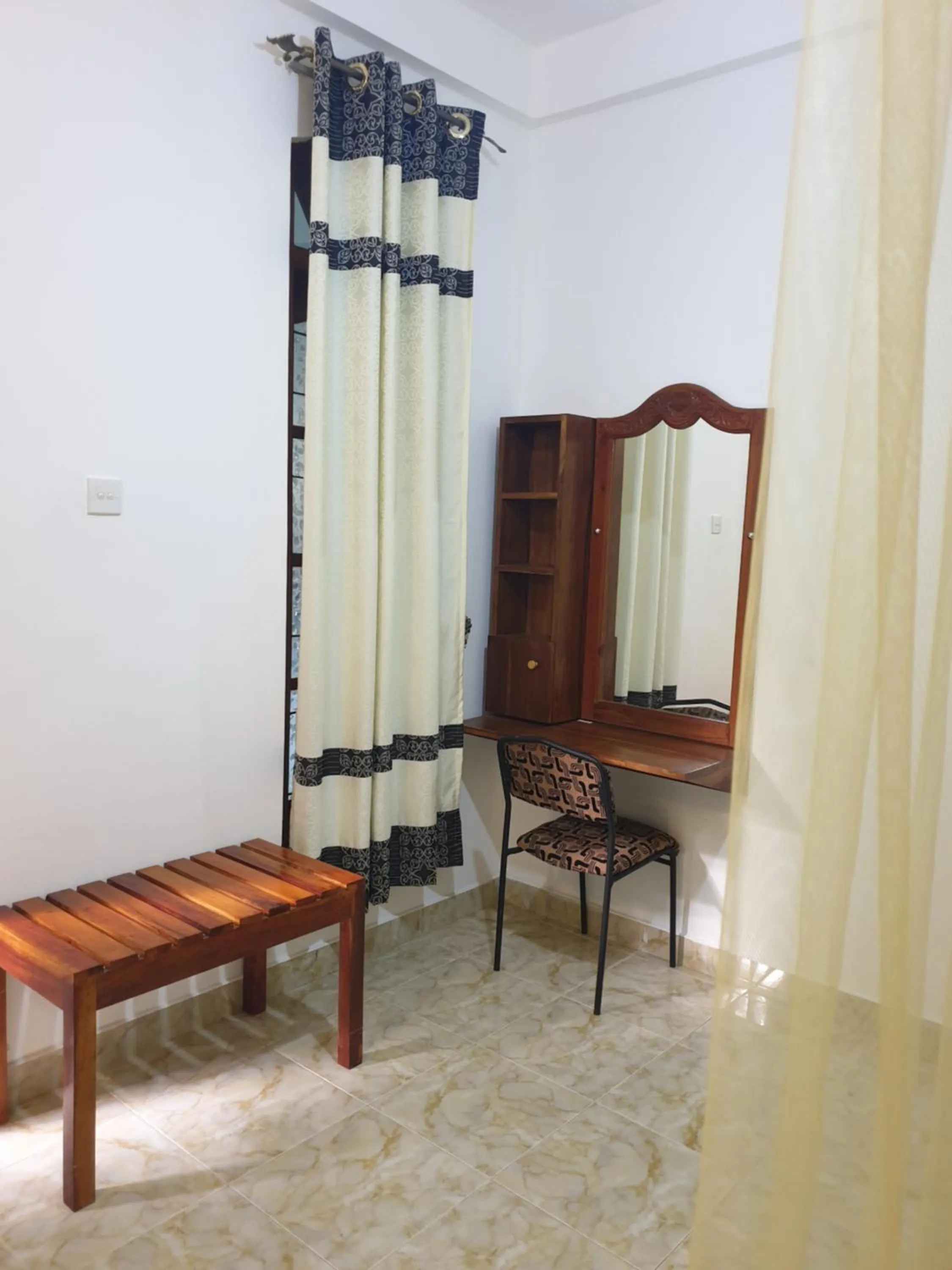 Bedroom in La Safari Inn Tissamaharama