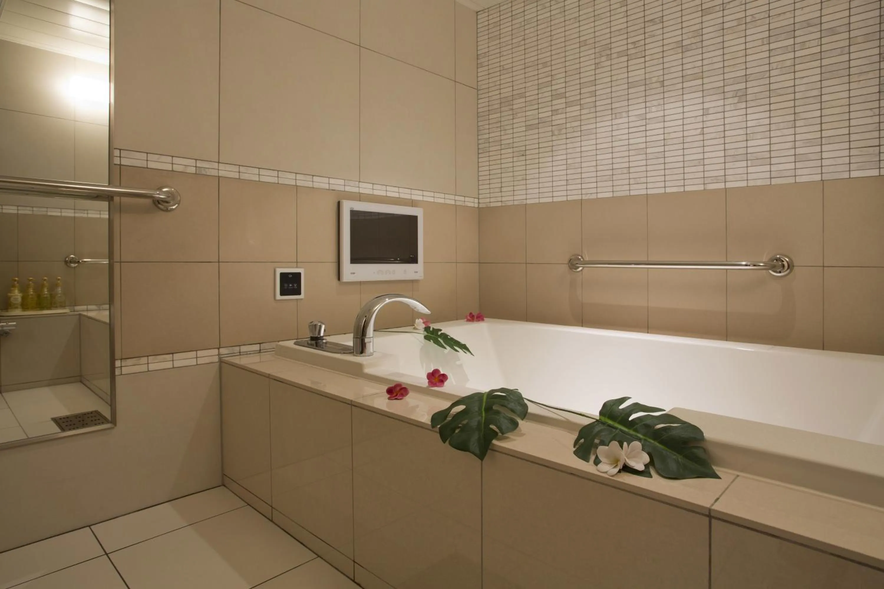 Bathroom in Hotel and Spa Lotus Modern (Adult Only)