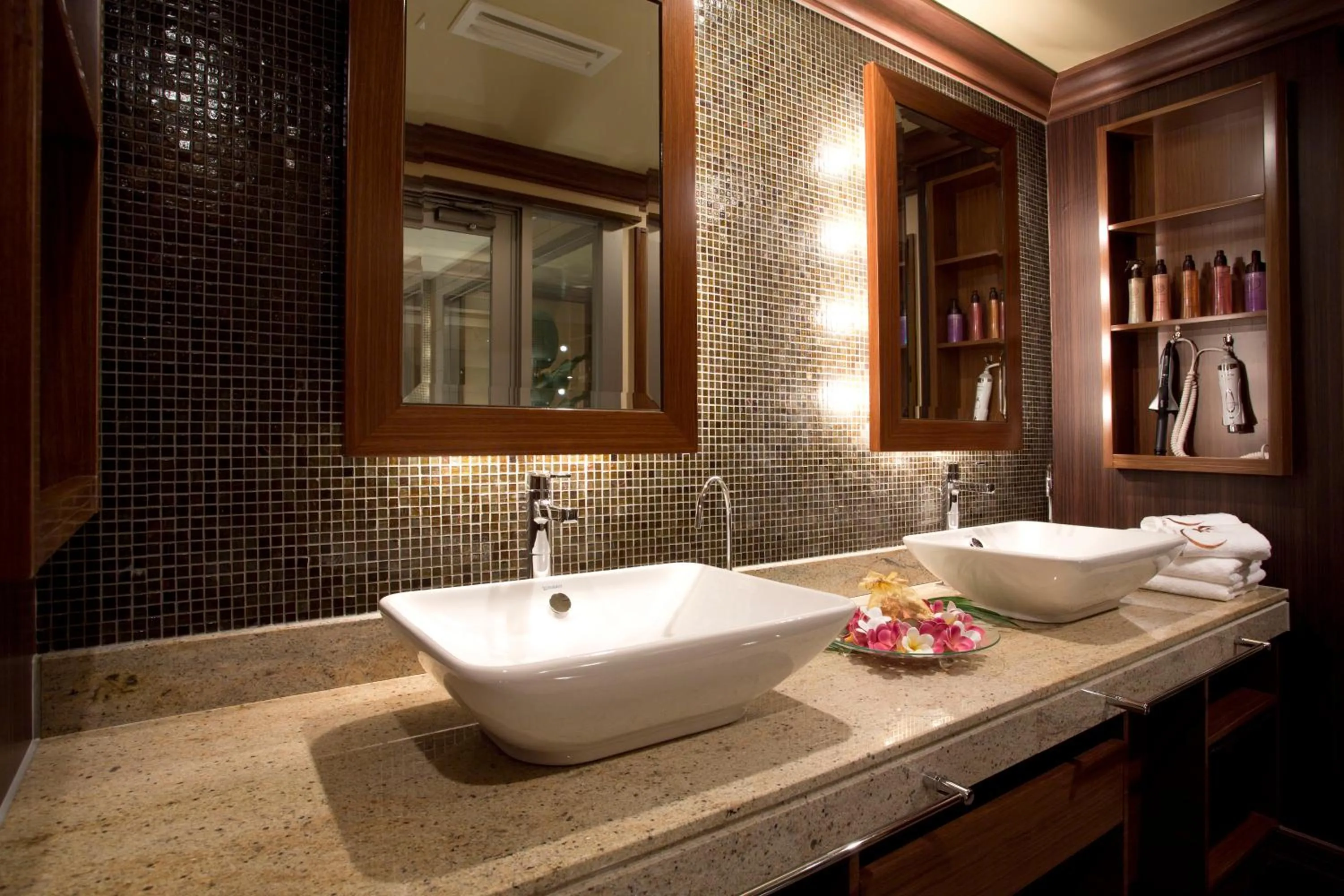 Hotel and Spa Lotus Modern (Adult Only)