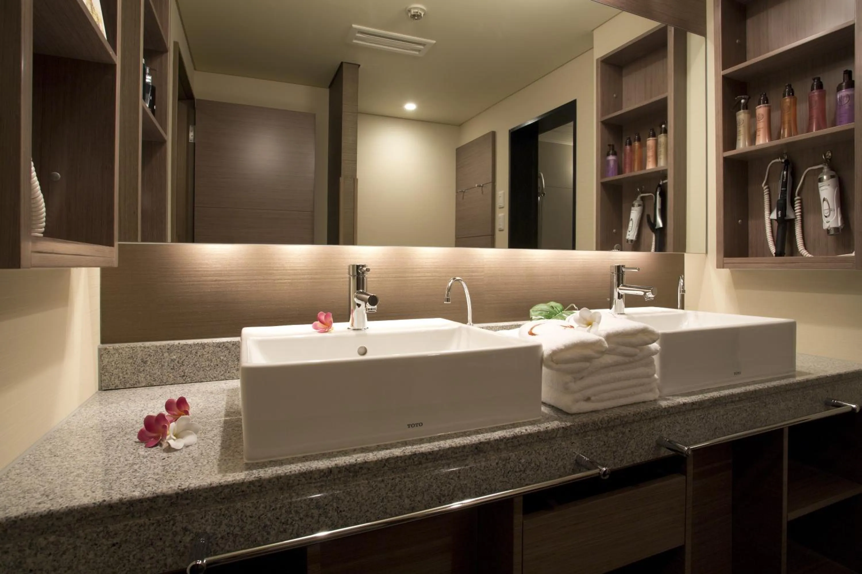 Bathroom in Hotel and Spa Lotus Modern (Adult Only)