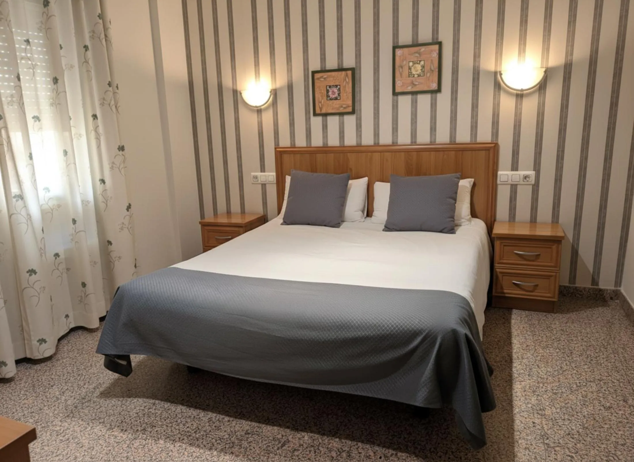 Bed in Hospedería Puerta de la Catedral