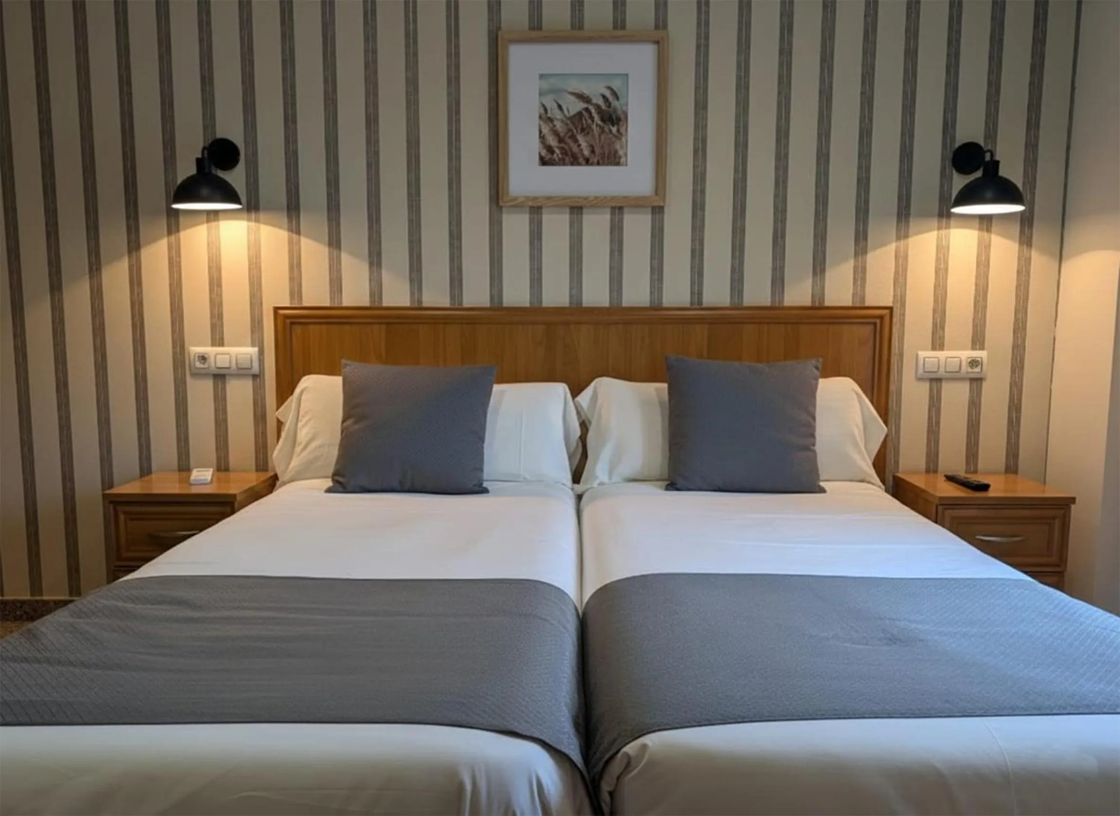 Bed in Hospedería Puerta de la Catedral